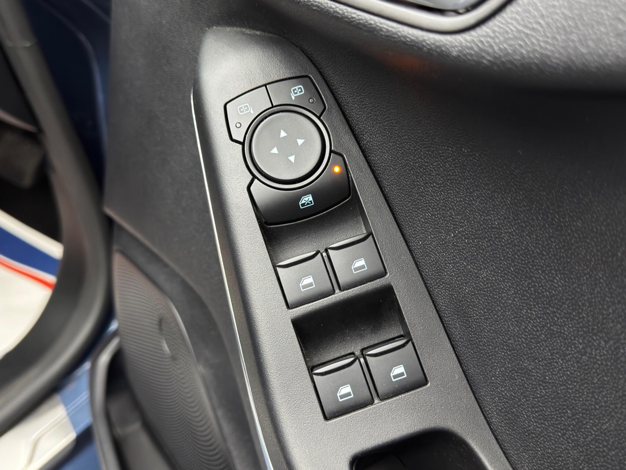 Ford Fiesta 1.0T EcoBoost MHEV Titanium Vignale DCT Euro 6 (s/s) 5dr 5dr Automatic 2026