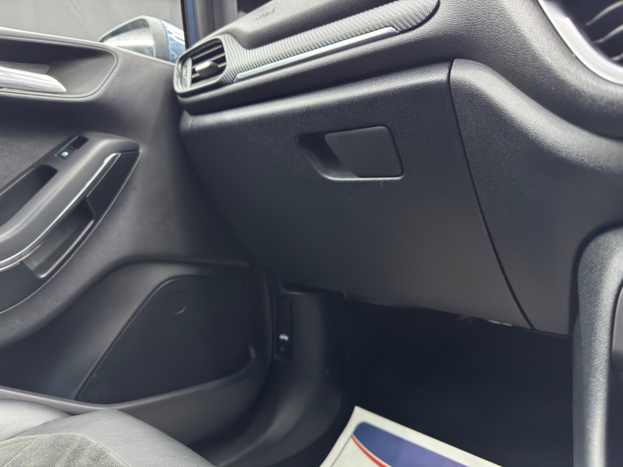 Ford Fiesta 1.0T EcoBoost MHEV Titanium Vignale DCT Euro 6 (s/s) 5dr 5dr Automatic 2026