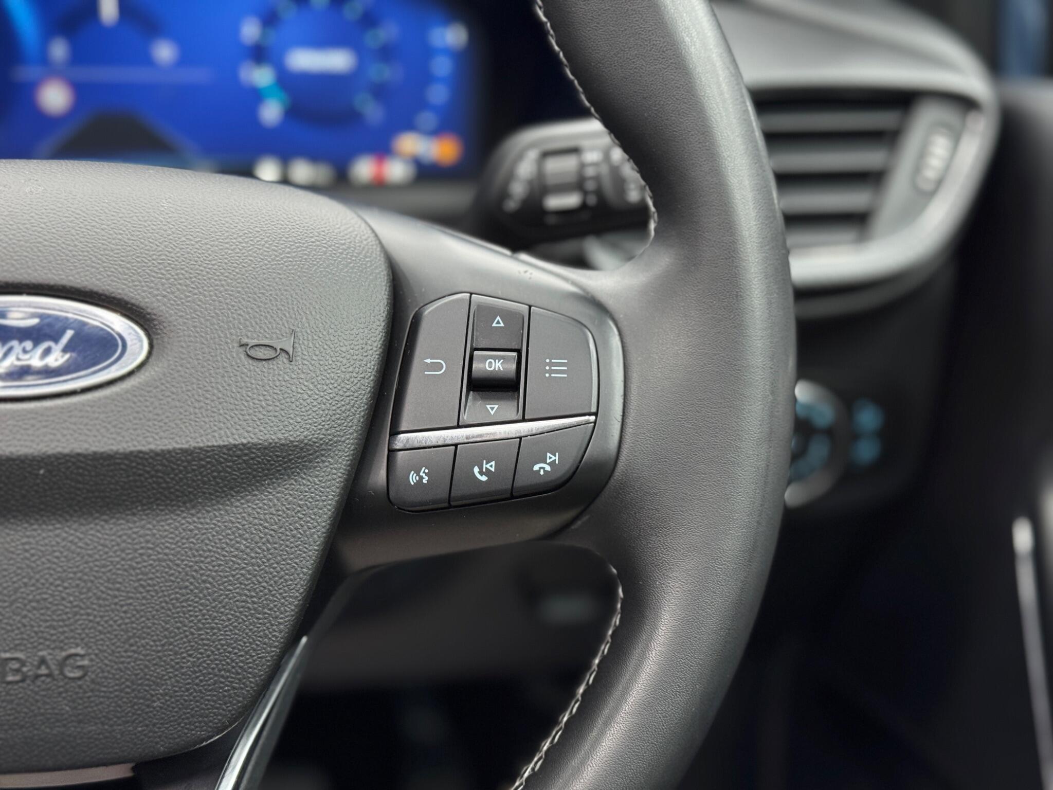 Ford Fiesta 1.0T EcoBoost MHEV Titanium Vignale DCT Euro 6 (s/s) 5dr 5dr Automatic 2026