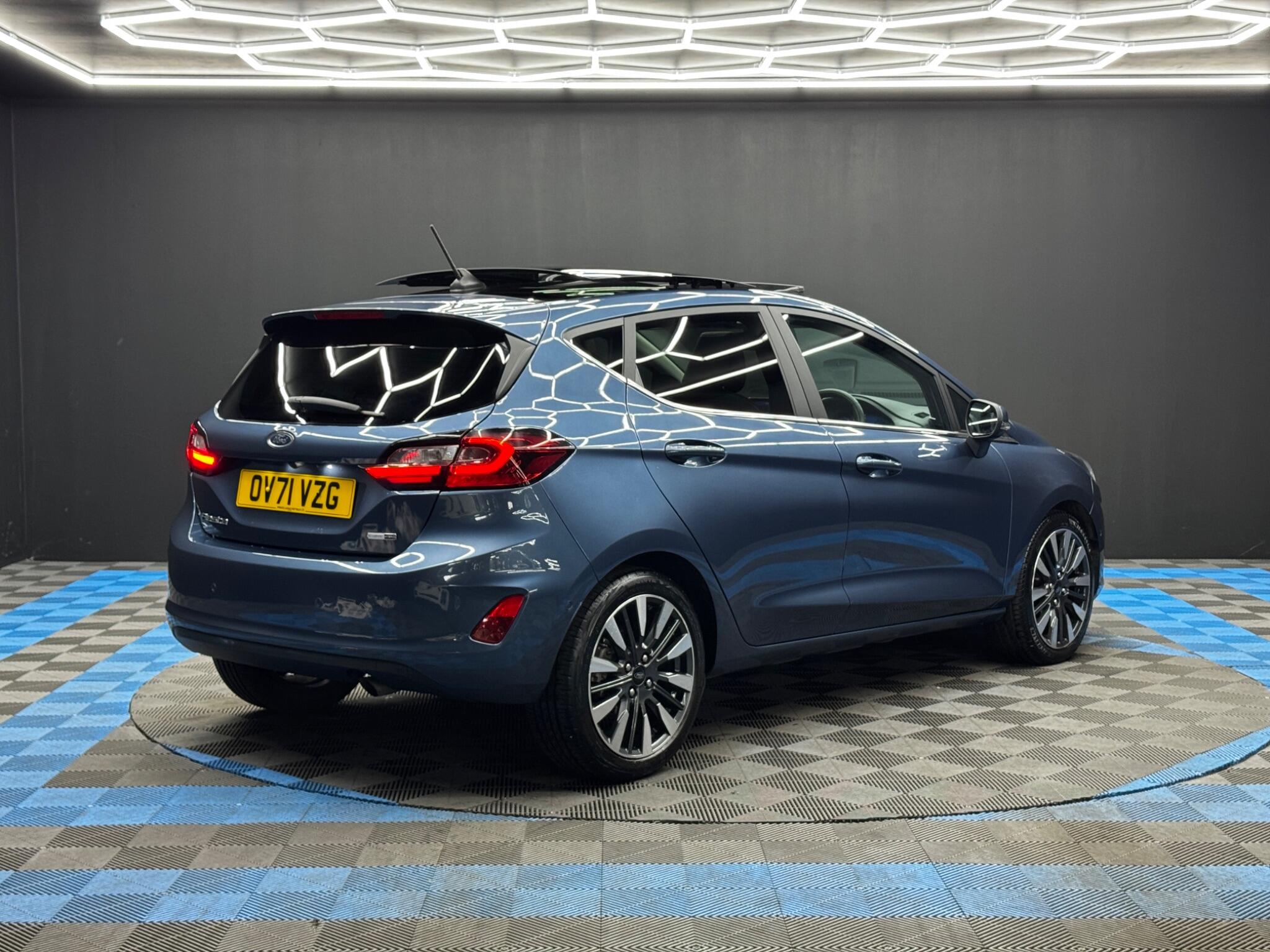 Ford Fiesta 1.0T EcoBoost MHEV Titanium Vignale DCT Euro 6 (s/s) 5dr 5dr Automatic 2026