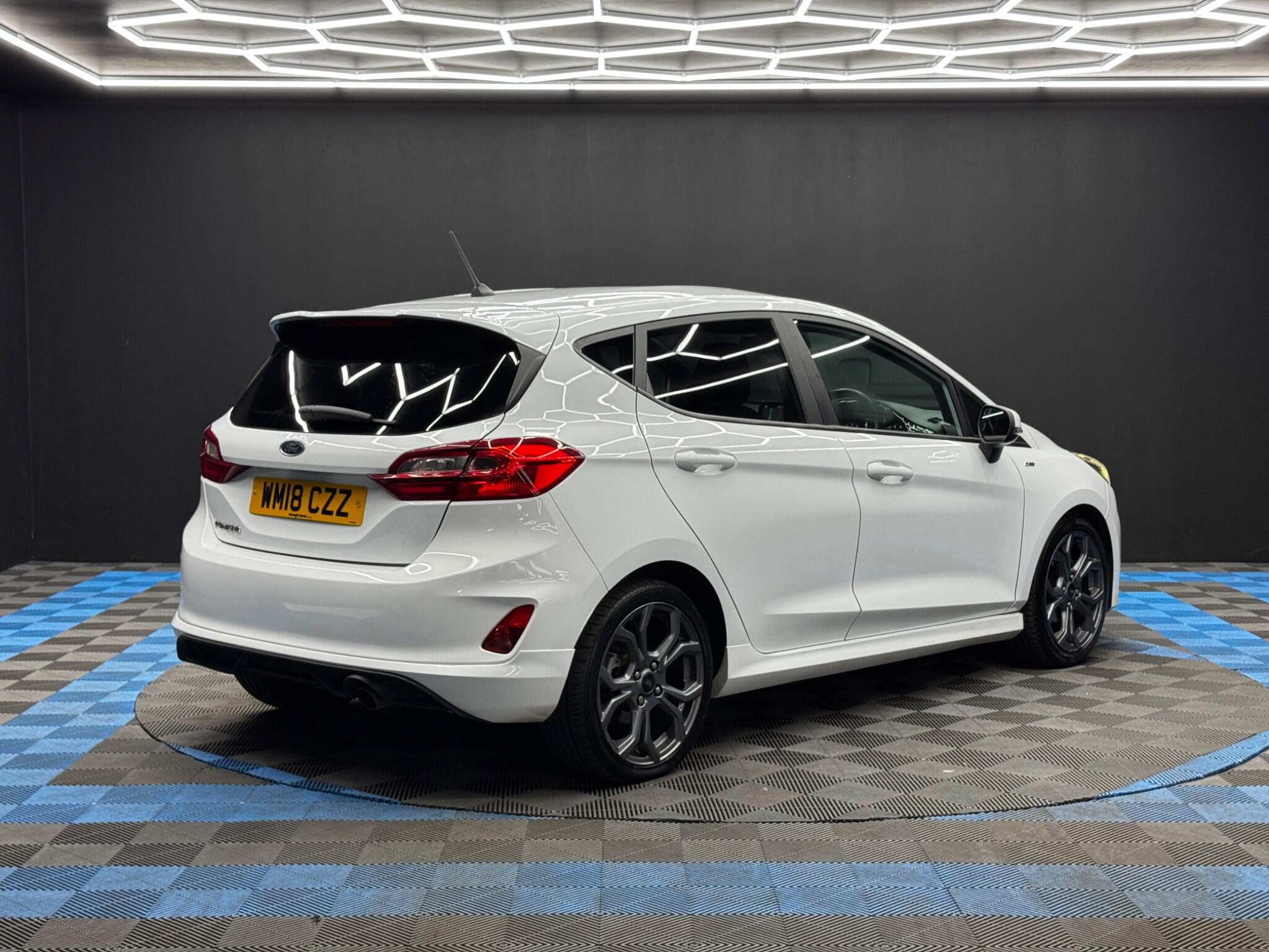 Ford Fiesta 1.0T EcoBoost ST-Line Euro 6 (s/s) 5dr 5dr Manual 2026
