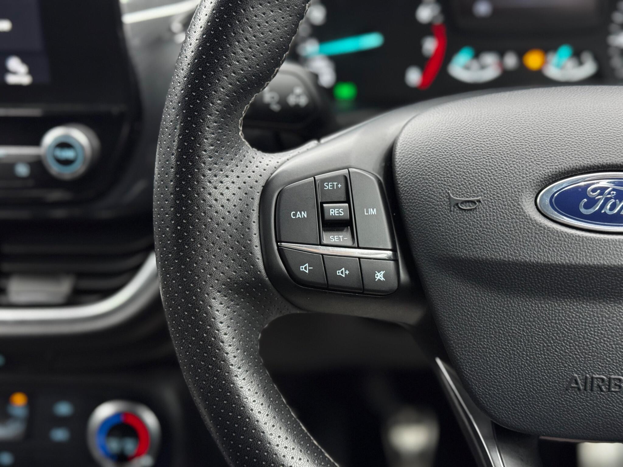 Ford Fiesta 1.0T EcoBoost ST-Line Euro 6 (s/s) 5dr 5dr Manual 2025