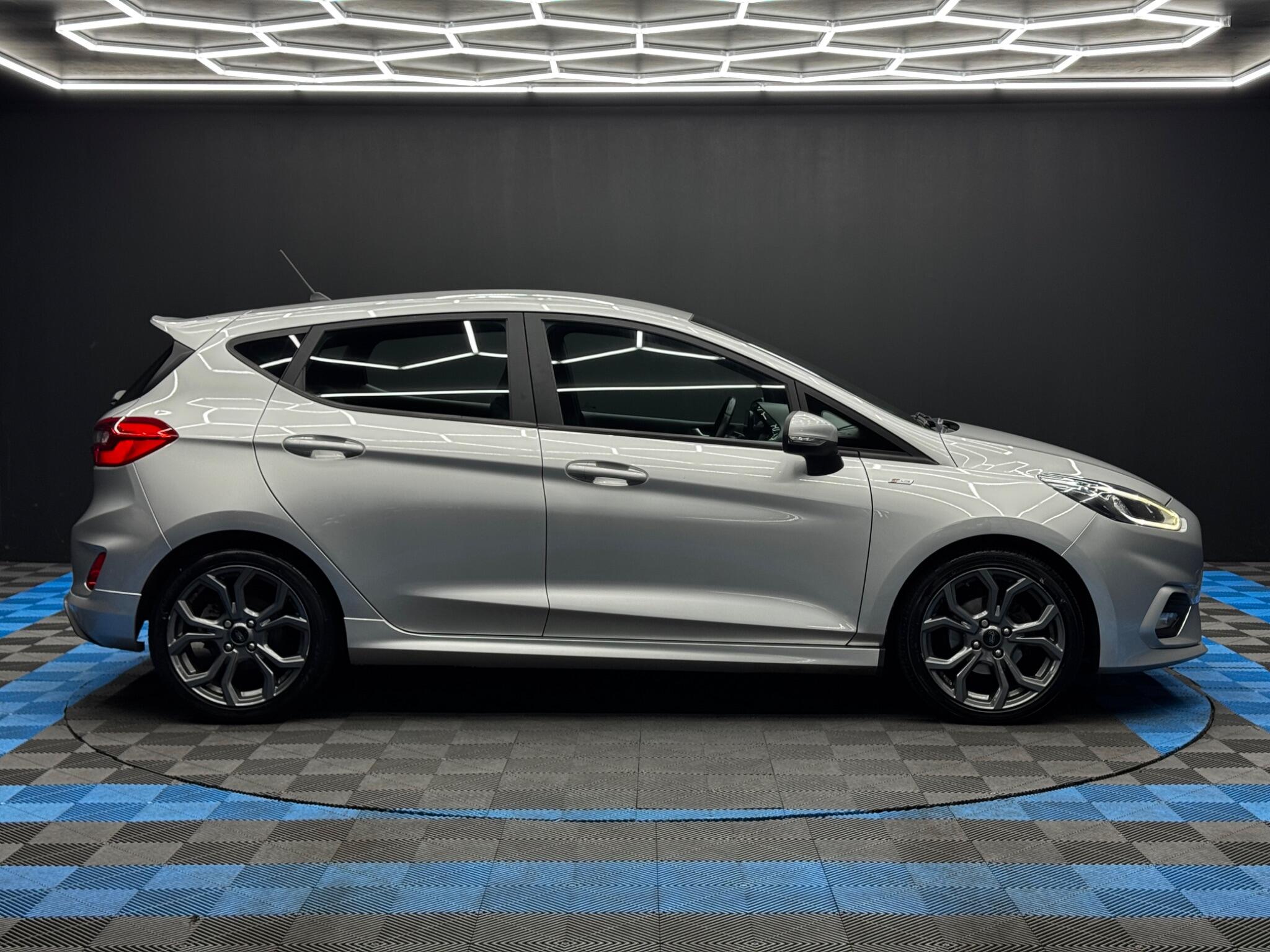 Ford Fiesta 1.0T EcoBoost ST-Line Euro 6 (s/s) 5dr 5dr Manual 2025
