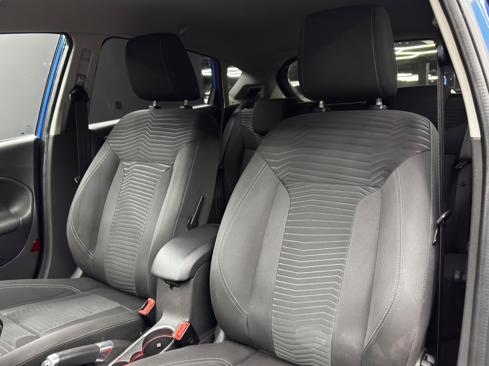 Ford Fiesta 1.0T EcoBoost Titanium Euro 5 (s/s) 5dr 5dr Manual 2025