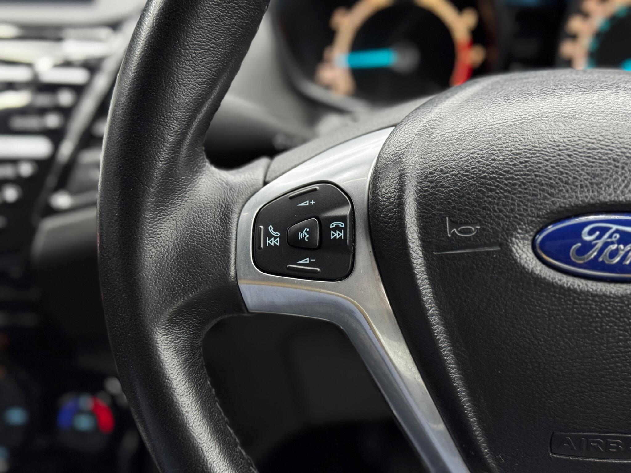 Ford Fiesta 1.0T EcoBoost Titanium Euro 5 (s/s) 5dr 5dr Manual 2025