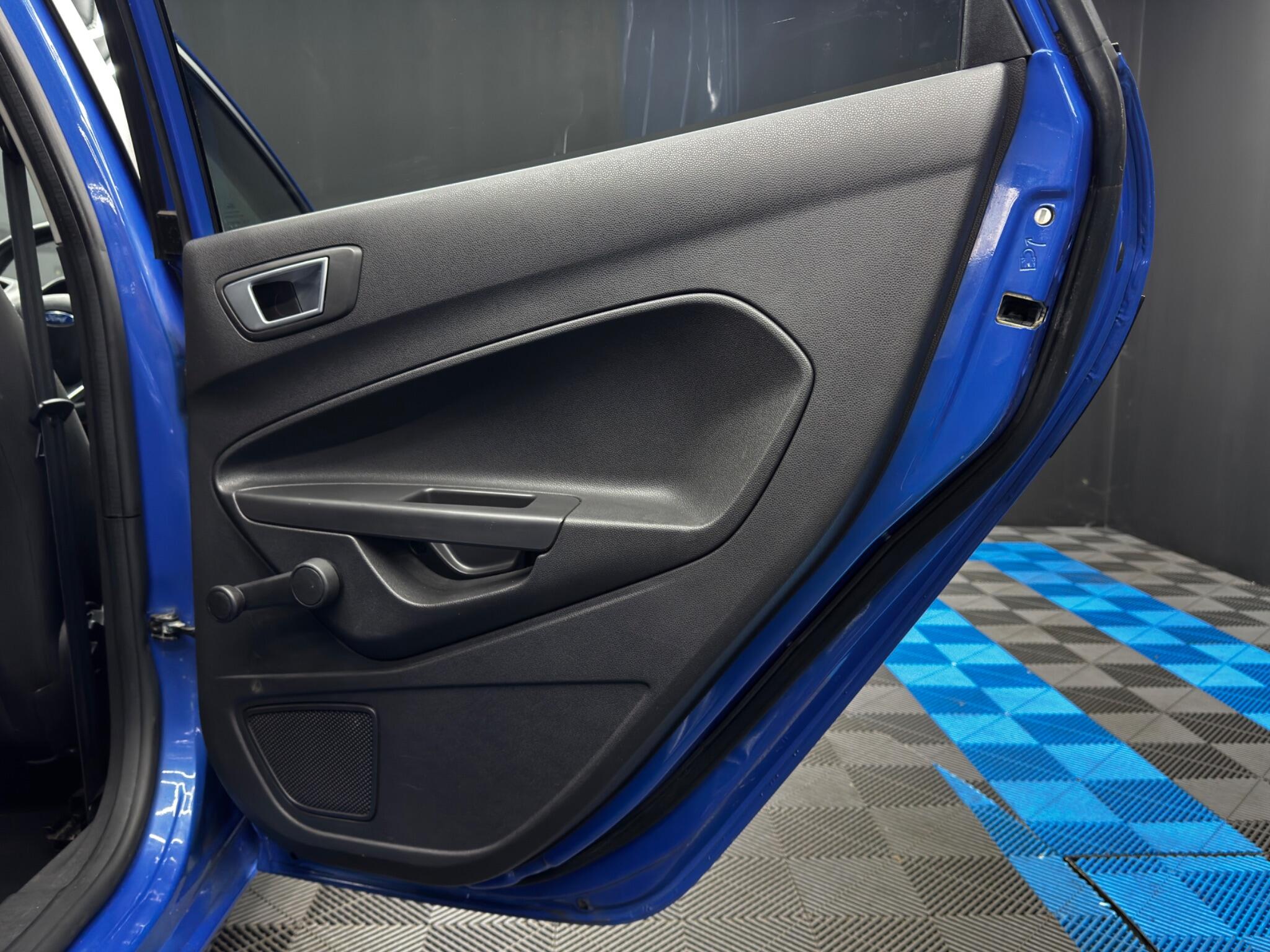 Ford Fiesta 1.0T EcoBoost Titanium Euro 5 (s/s) 5dr 5dr Manual 2025