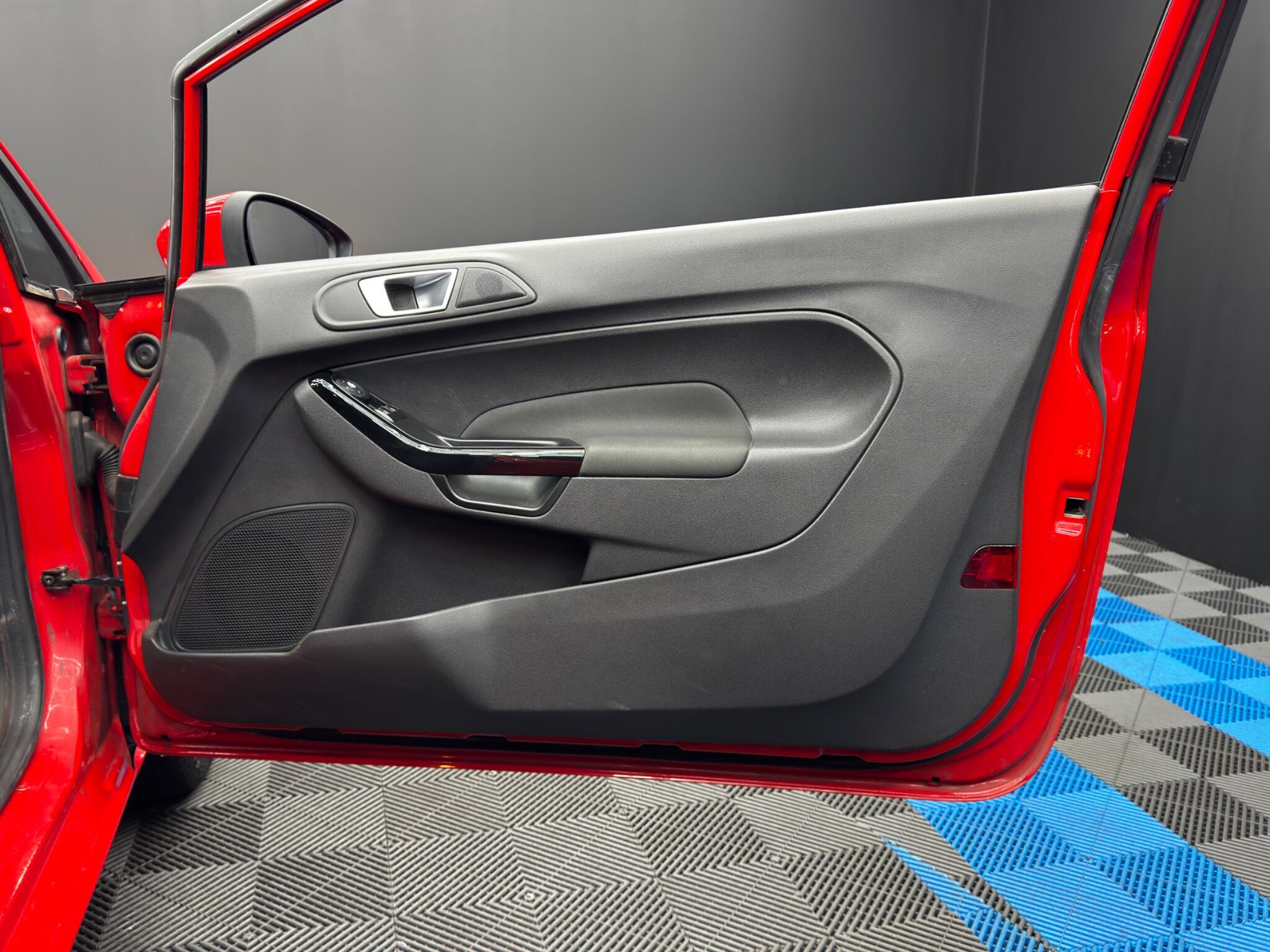 Ford Fiesta 1.0T EcoBoost Zetec Euro 5 (s/s) 3dr 3dr Manual 2026