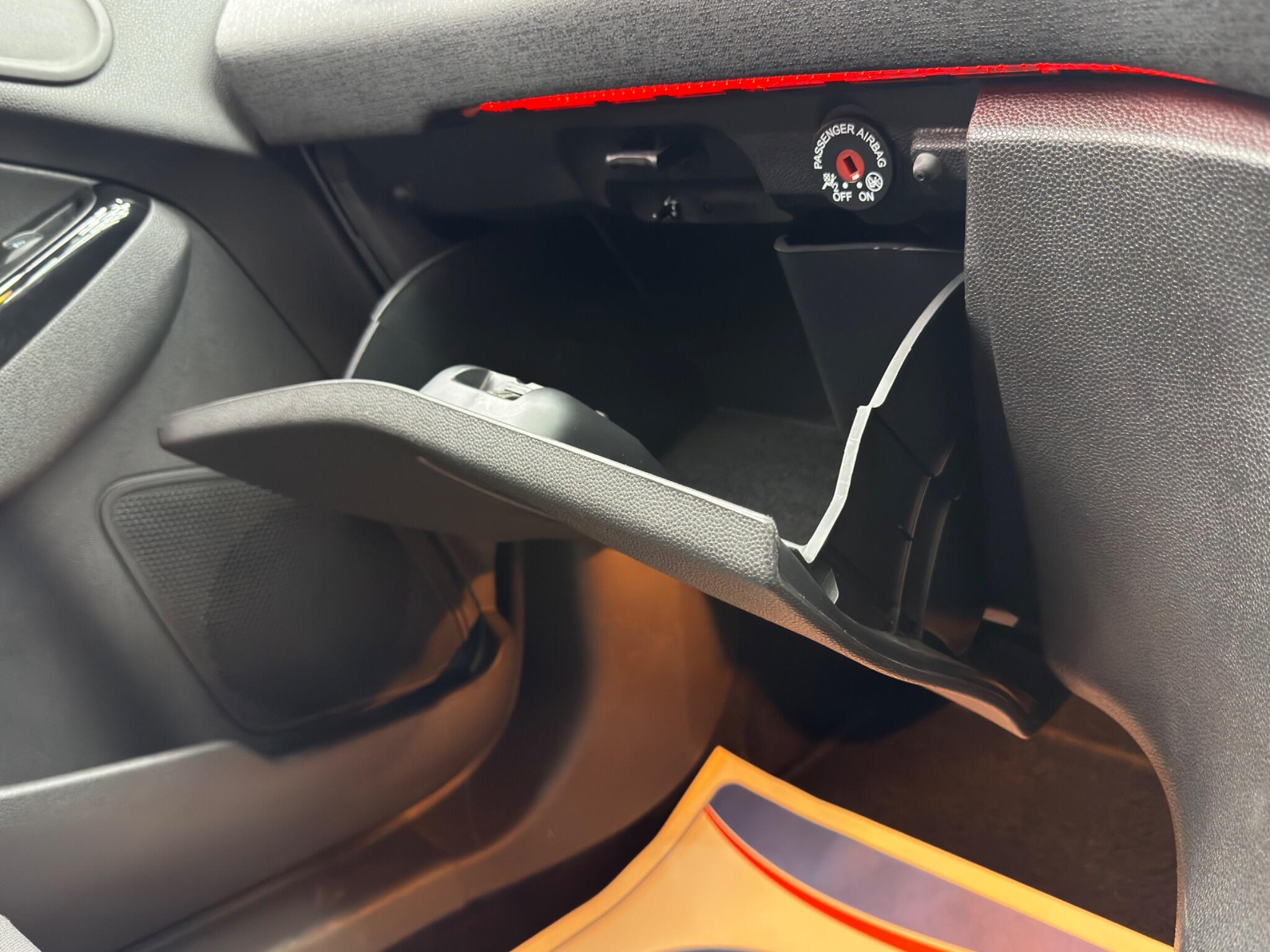 Ford Fiesta 1.0T EcoBoost Zetec Euro 5 (s/s) 3dr 3dr Manual 2026