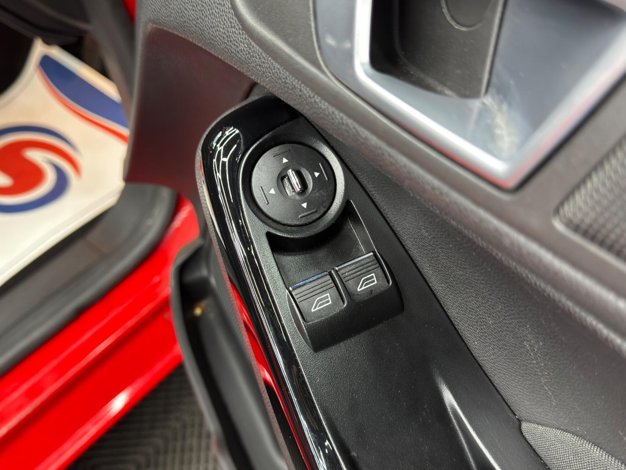 Ford Fiesta 1.0T EcoBoost Zetec Euro 5 (s/s) 3dr 3dr Manual 2026