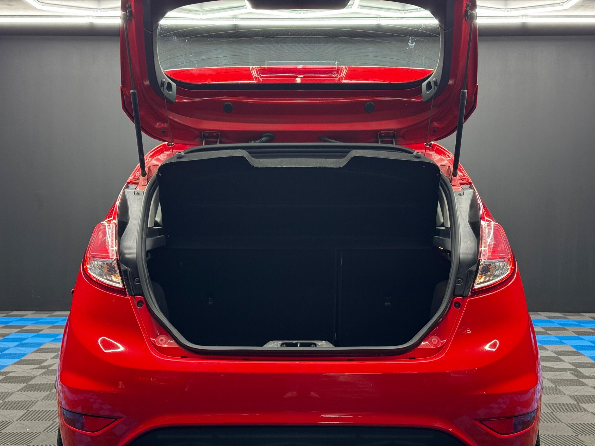 Ford Fiesta 1.0T EcoBoost Zetec Euro 5 (s/s) 3dr 3dr Manual 2026