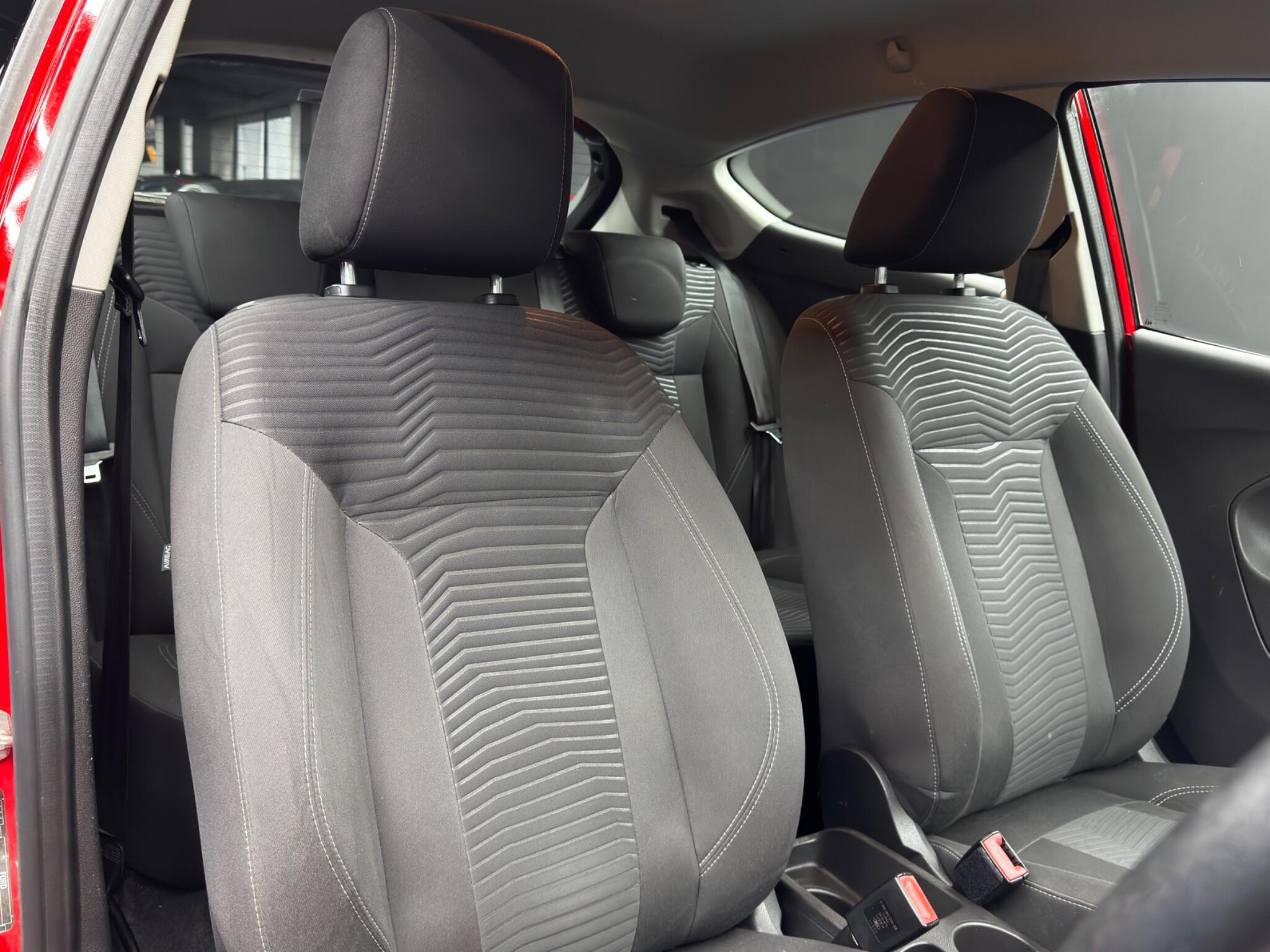 Ford Fiesta 1.0T EcoBoost Zetec Euro 5 (s/s) 3dr 3dr Manual 2026