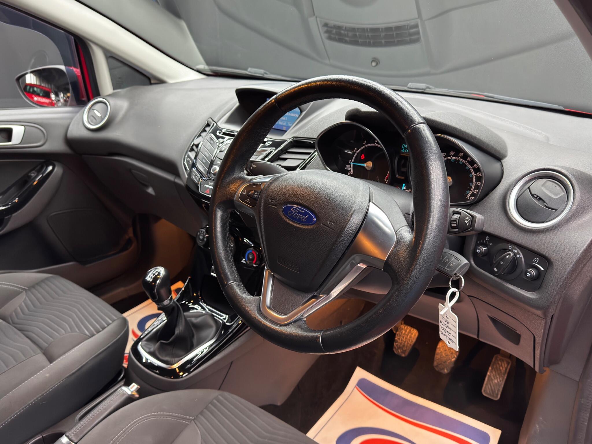 Ford Fiesta 1.0T EcoBoost Zetec Euro 6 (s/s) 5dr 5dr Manual 2026