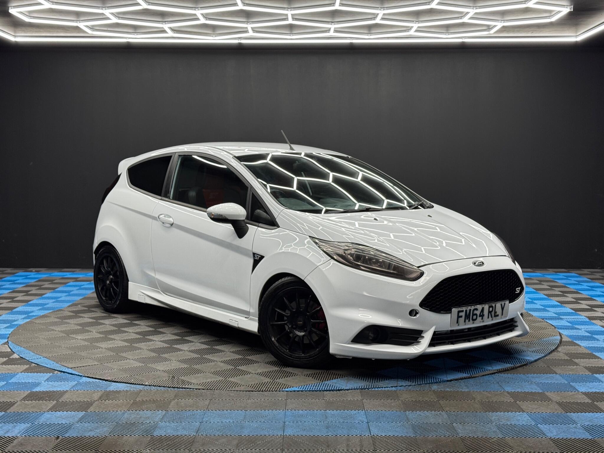 Ford Fiesta 1.6T EcoBoost ST-3 Euro 5 (s/s) 3dr 3dr Manual 2026