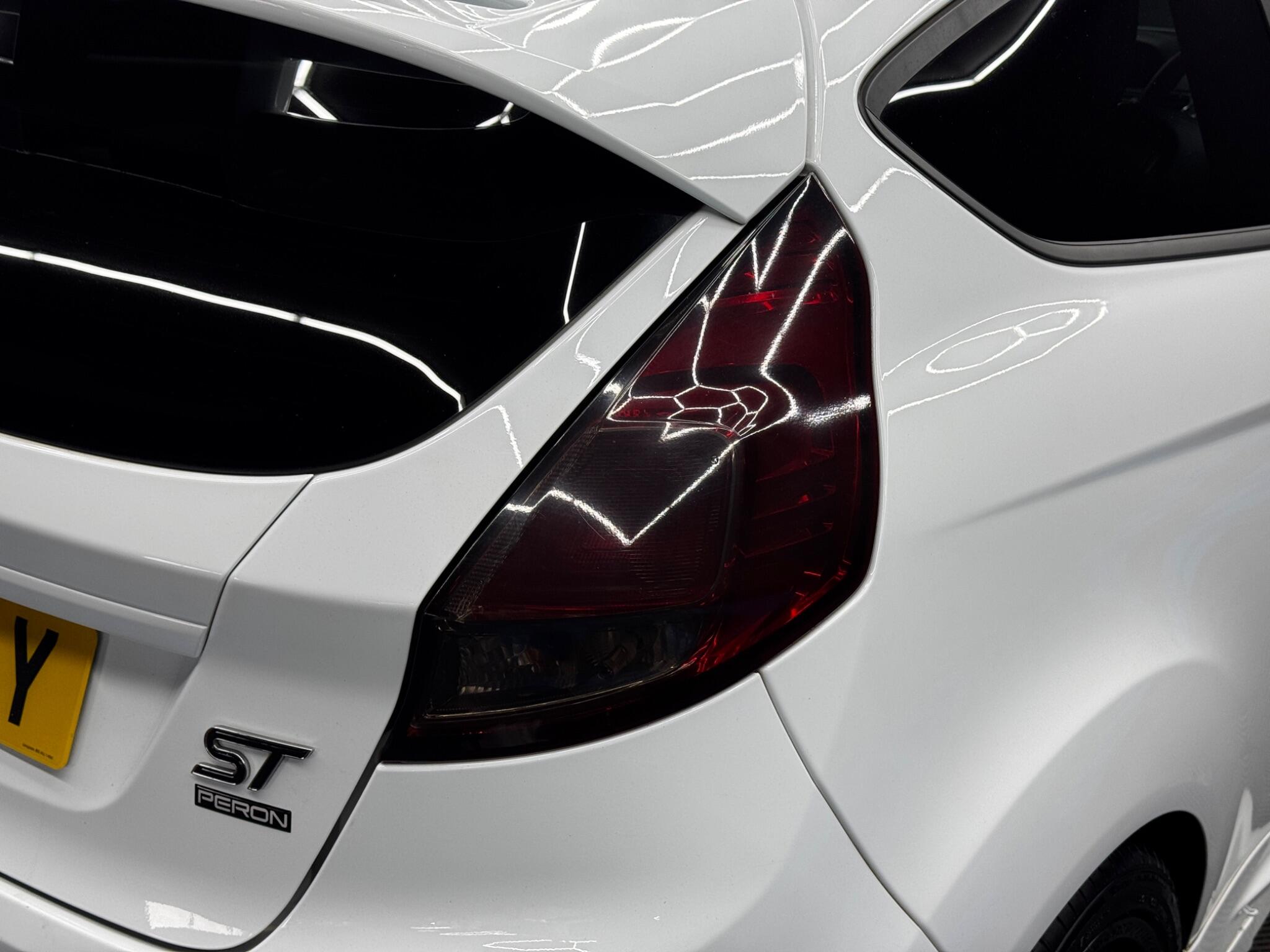 Ford Fiesta 1.6T EcoBoost ST-3 Euro 5 (s/s) 3dr 3dr Manual 2026