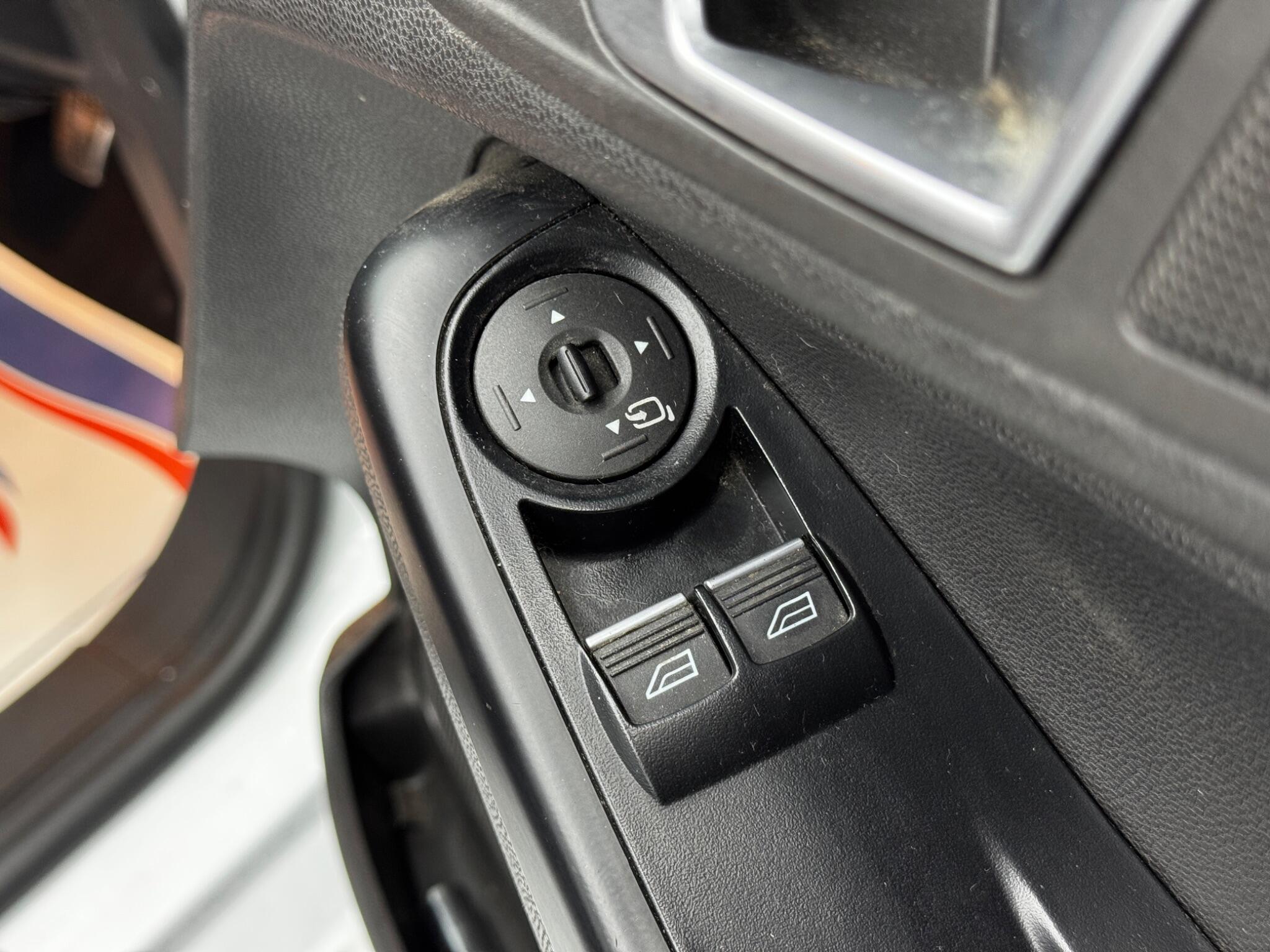 Ford Fiesta 1.6T EcoBoost ST-3 Euro 5 (s/s) 3dr 3dr Manual 2026