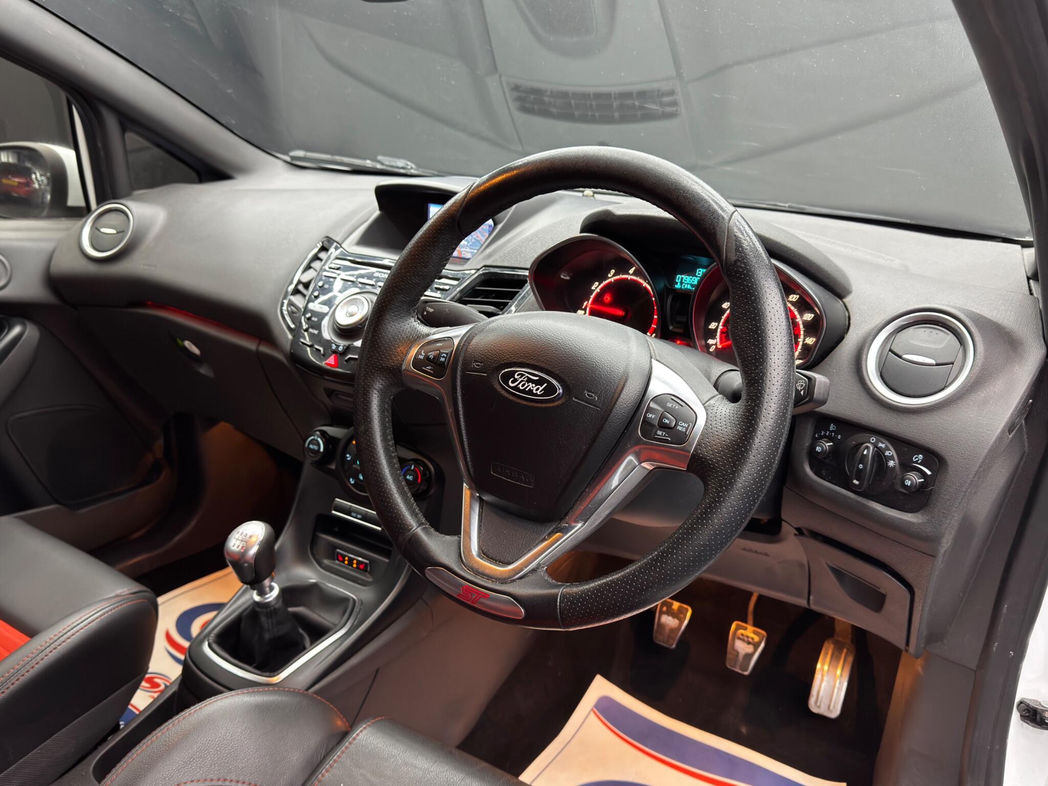 Ford Fiesta 1.6T EcoBoost ST-3 Euro 5 (s/s) 3dr 3dr Manual 2026