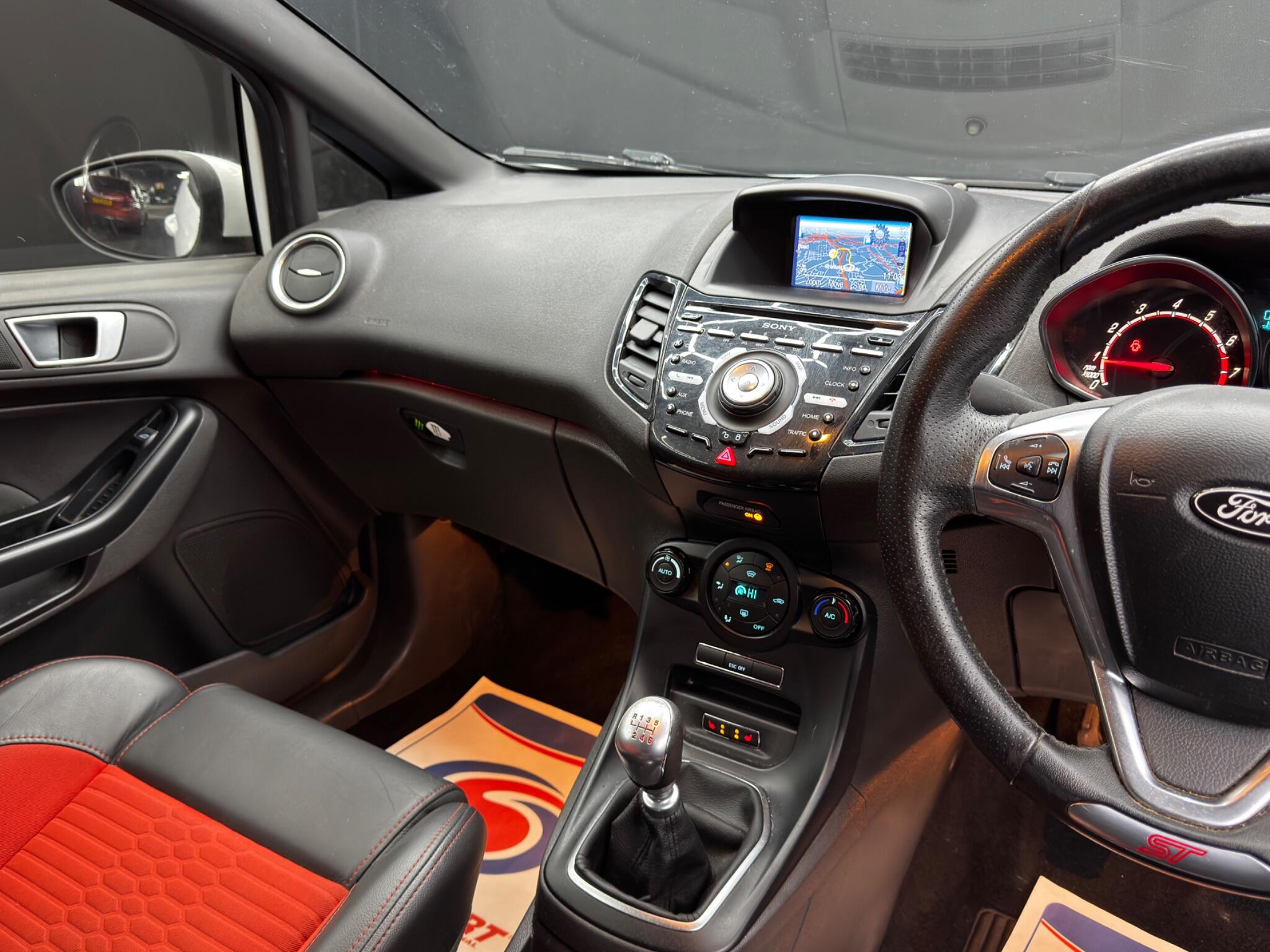 Ford Fiesta 1.6T EcoBoost ST-3 Euro 5 (s/s) 3dr 3dr Manual 2026