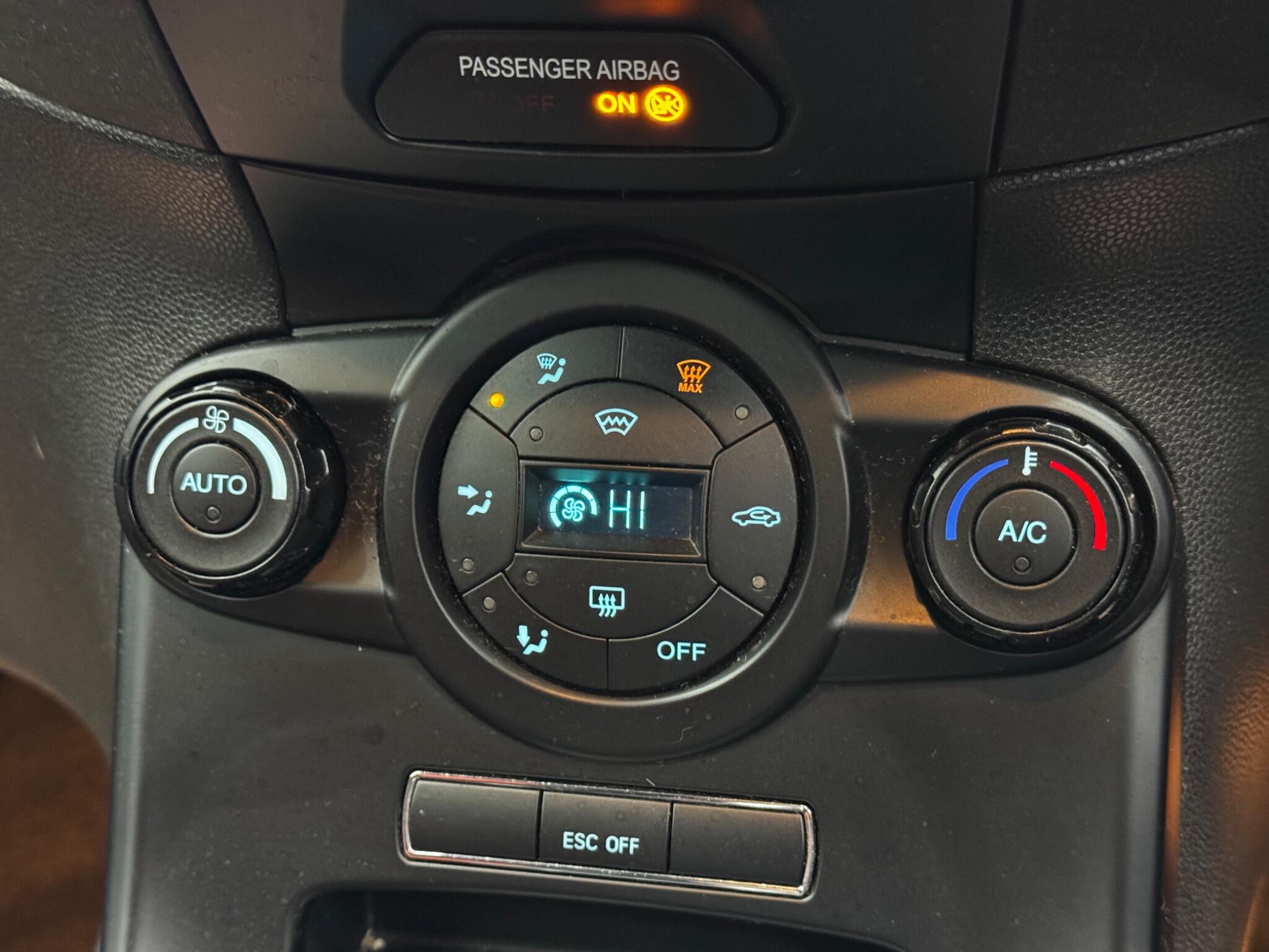 Ford Fiesta 1.6T EcoBoost ST-3 Euro 5 (s/s) 3dr 3dr Manual 2026