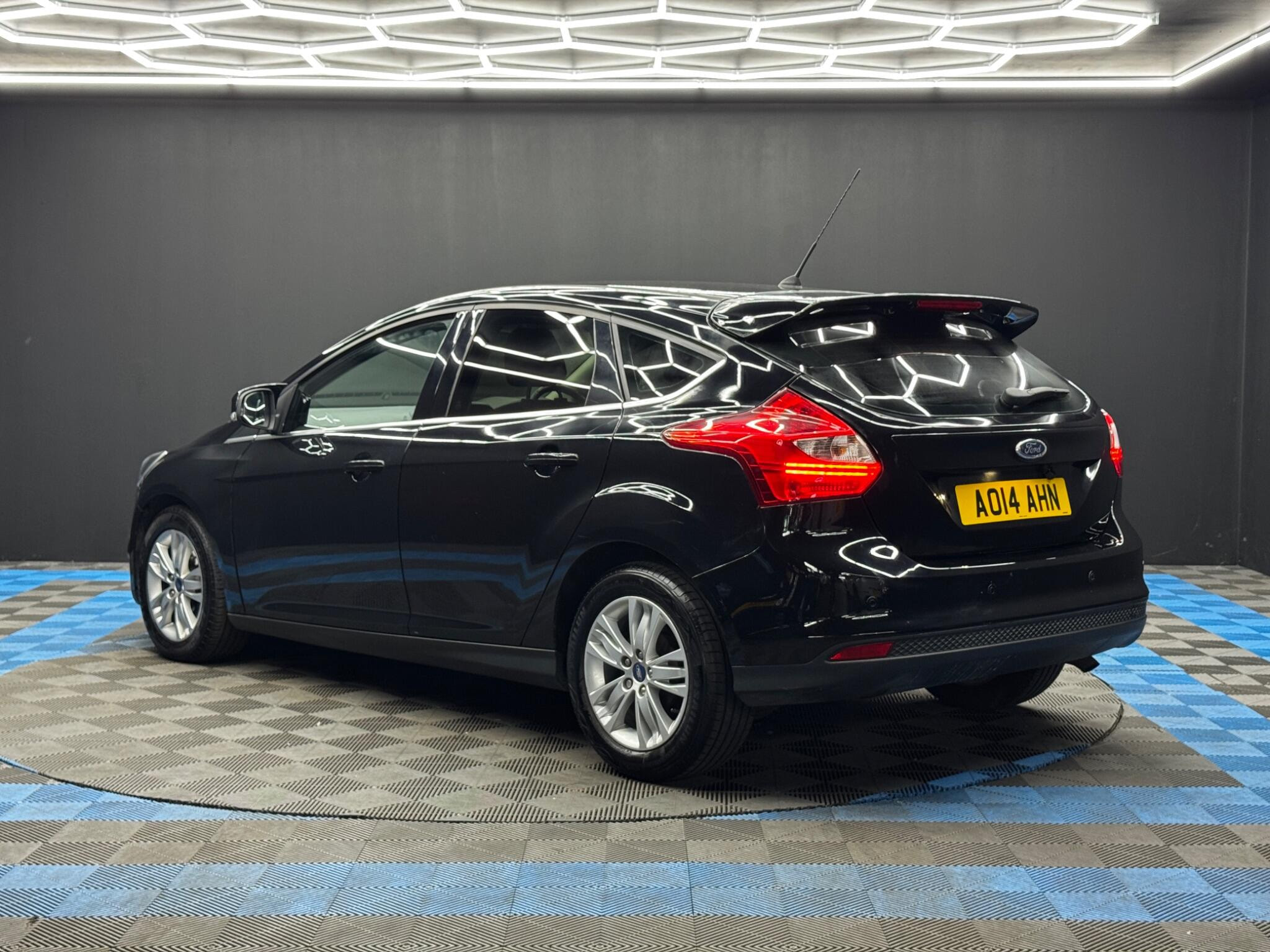 Ford Focus 1.6 Titanium Navigator Powershift Euro 5 5dr 5dr Automatic 2026