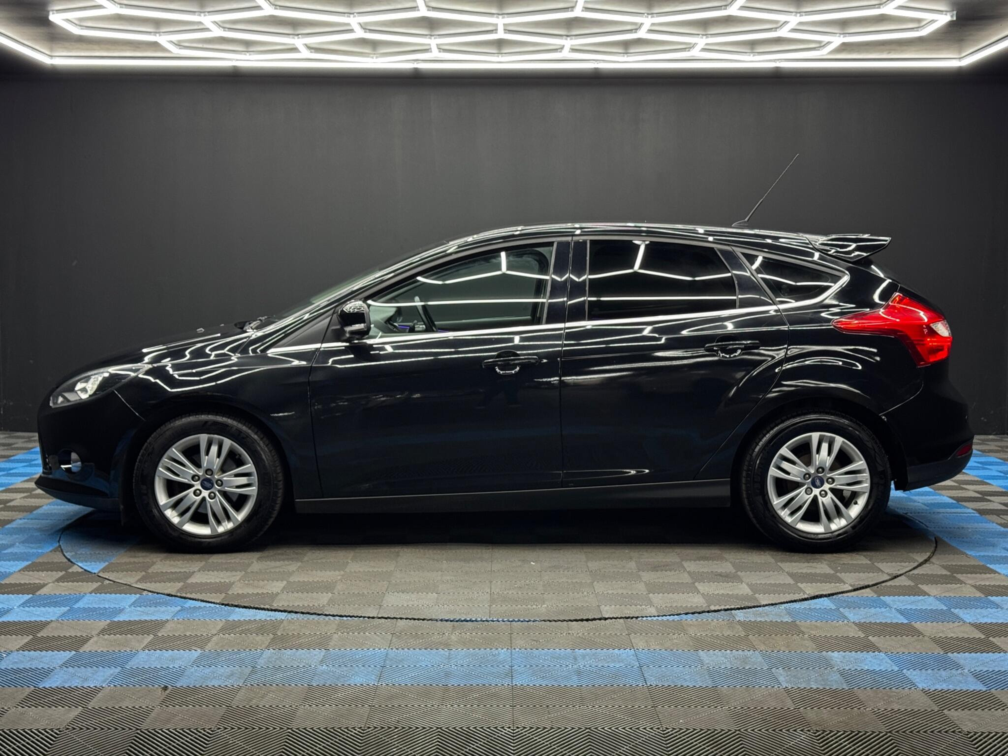 Ford Focus 1.6 Titanium Navigator Powershift Euro 5 5dr 5dr Automatic 2026