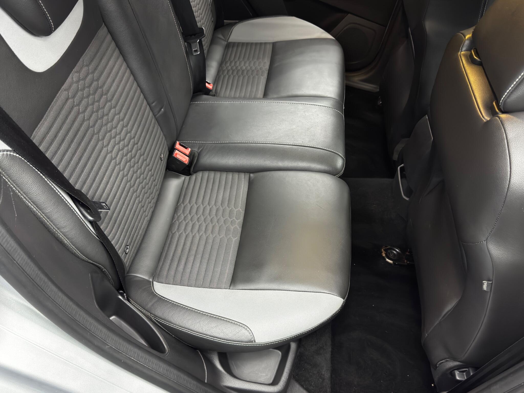 Ford Focus 2.0 TDCi ST-2 Euro 6 (s/s) 5dr 5dr Manual 2026