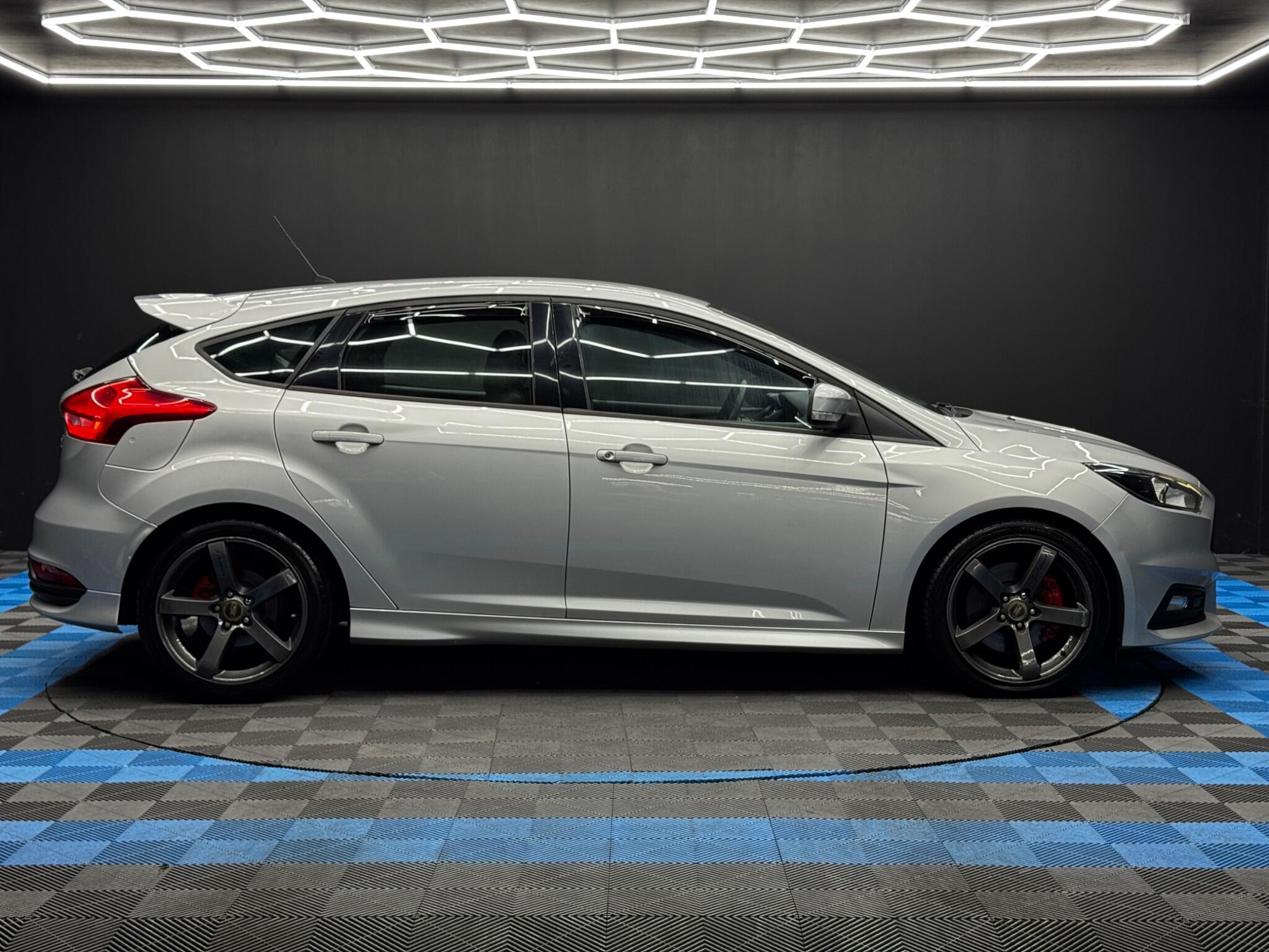 Ford Focus 2.0 TDCi ST-2 Euro 6 (s/s) 5dr 5dr Manual 2026