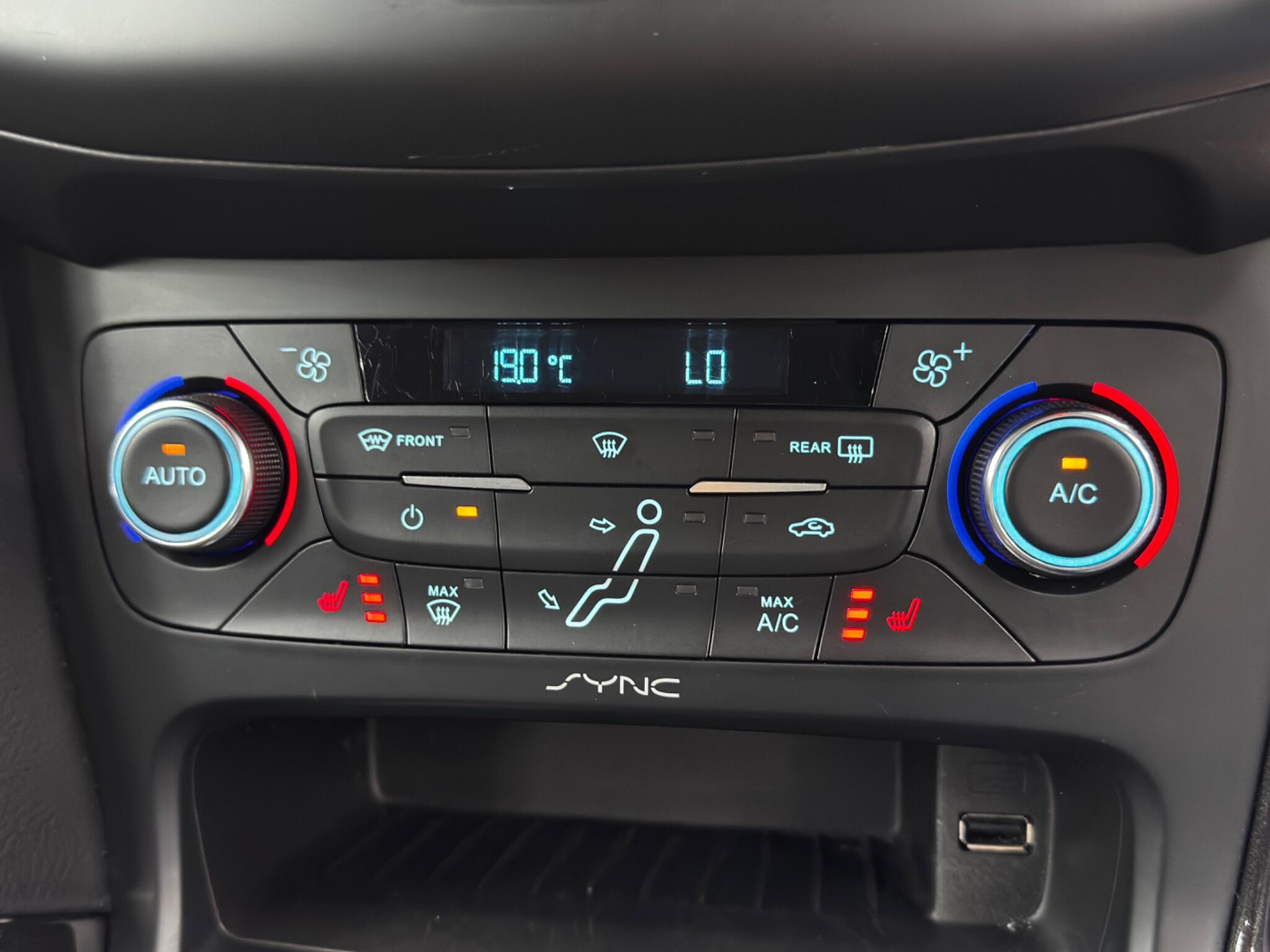 Ford Focus 2.0 TDCi Titanium X Euro 6 (s/s) 5dr 5dr Manual 2025