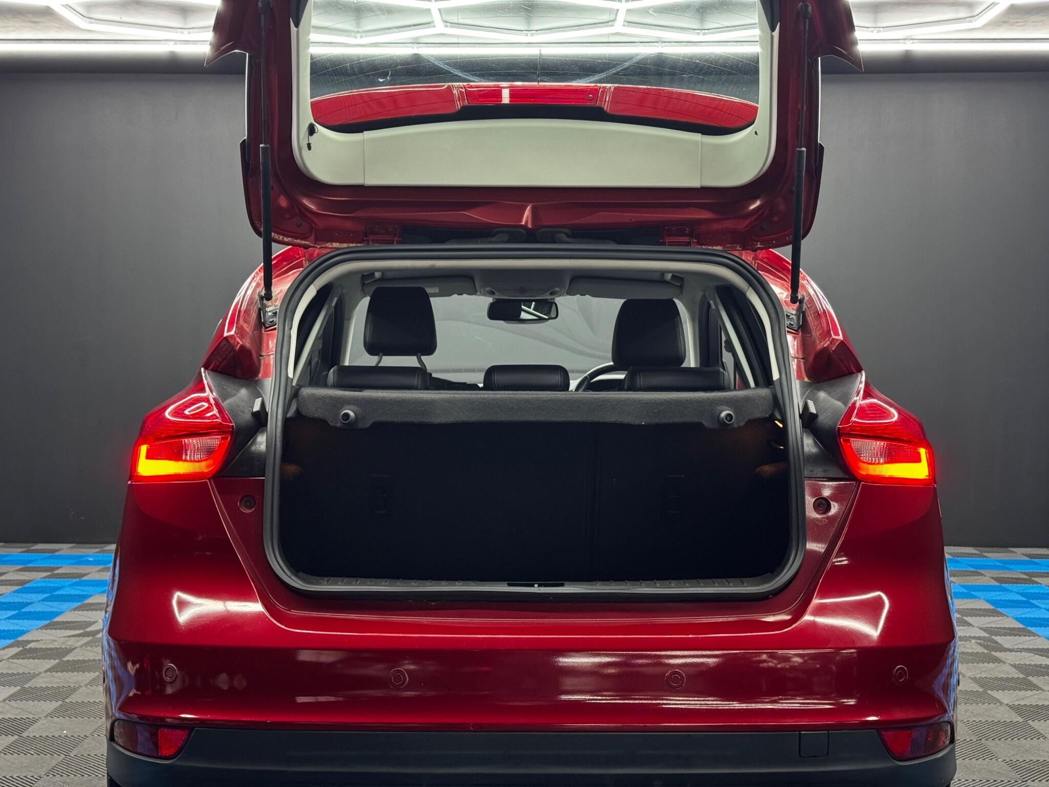 Ford Focus 2.0 TDCi Titanium X Euro 6 (s/s) 5dr 5dr Manual 2025