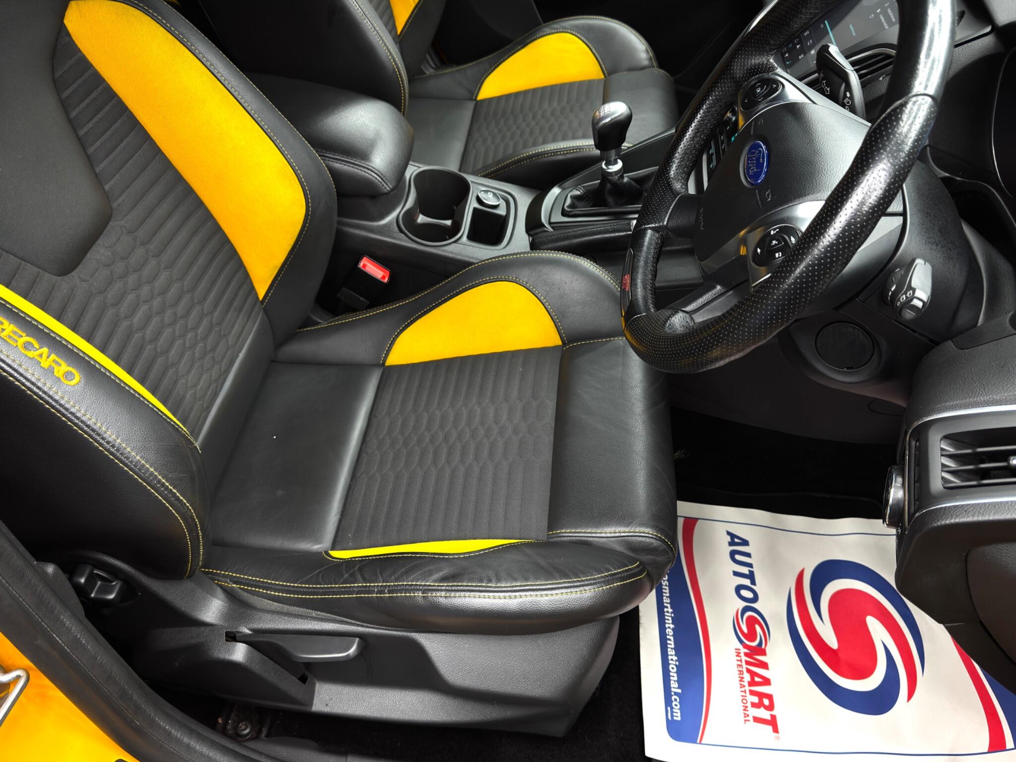 Ford Focus 2.0T EcoBoost ST-2 Euro 5 (s/s) 5dr 5dr Manual 2025