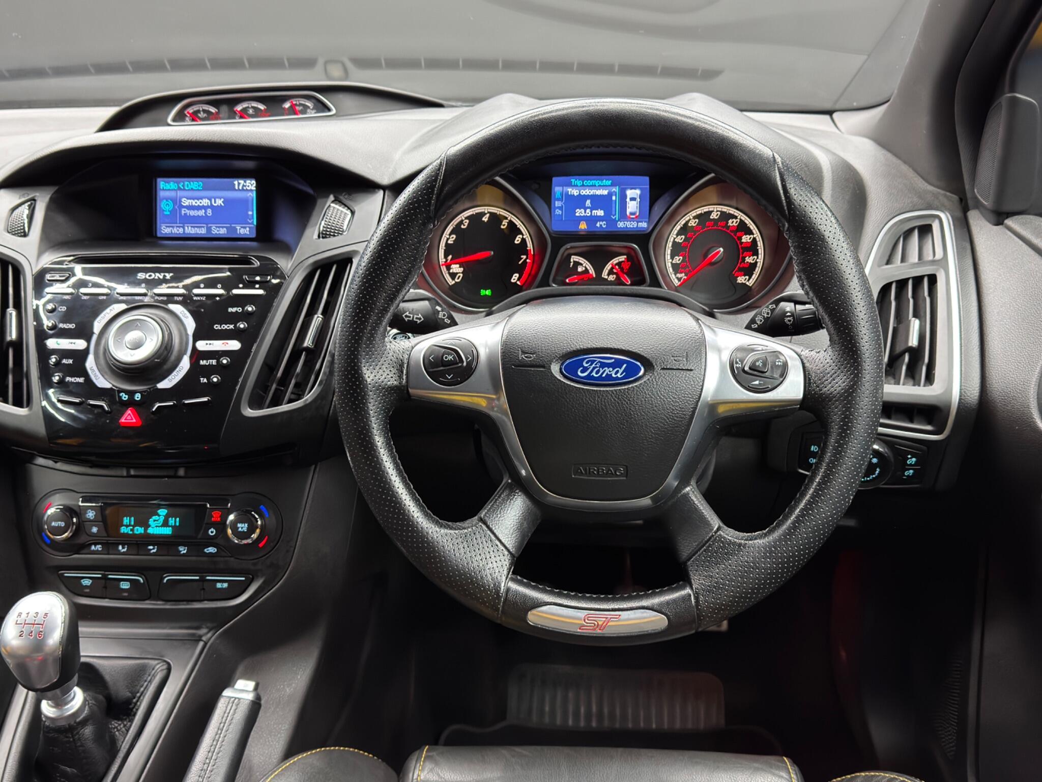 Ford Focus 2.0T EcoBoost ST-2 Euro 5 (s/s) 5dr 5dr Manual 2026