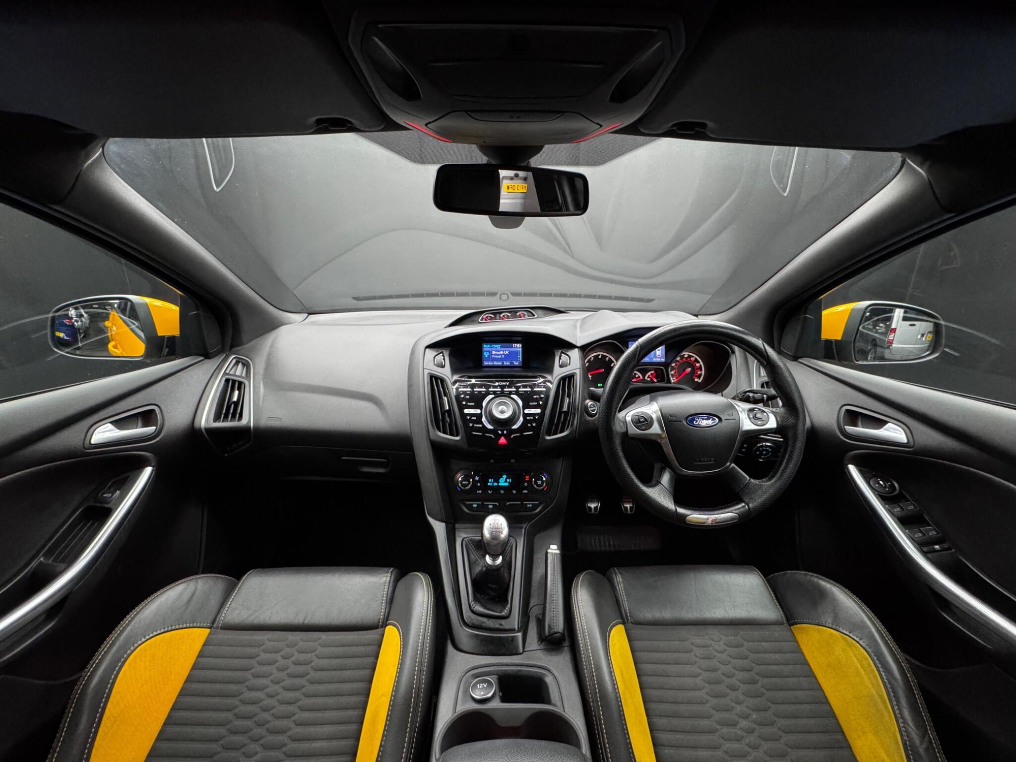 Ford Focus 2.0T EcoBoost ST-2 Euro 5 (s/s) 5dr 5dr Manual 2026