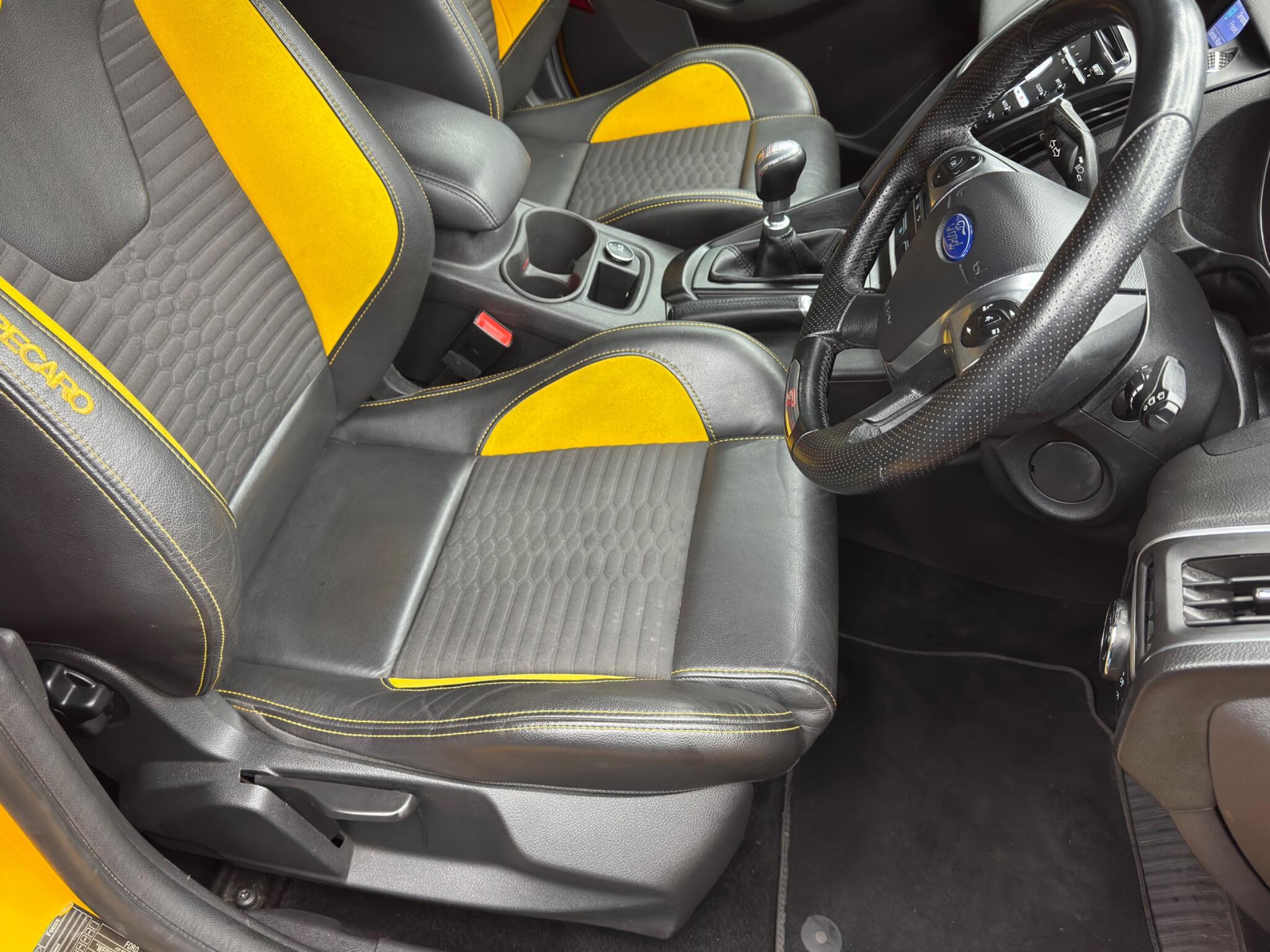 Ford Focus 2.0T EcoBoost ST-2 Euro 5 (s/s) 5dr 5dr Manual 2026