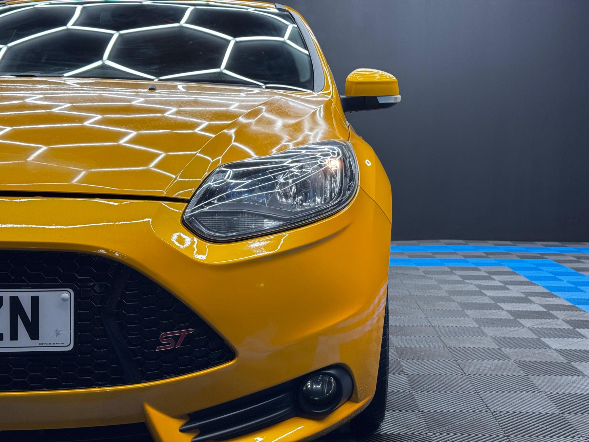 Ford Focus 2.0T EcoBoost ST-2 Euro 5 (s/s) 5dr 5dr Manual 2026