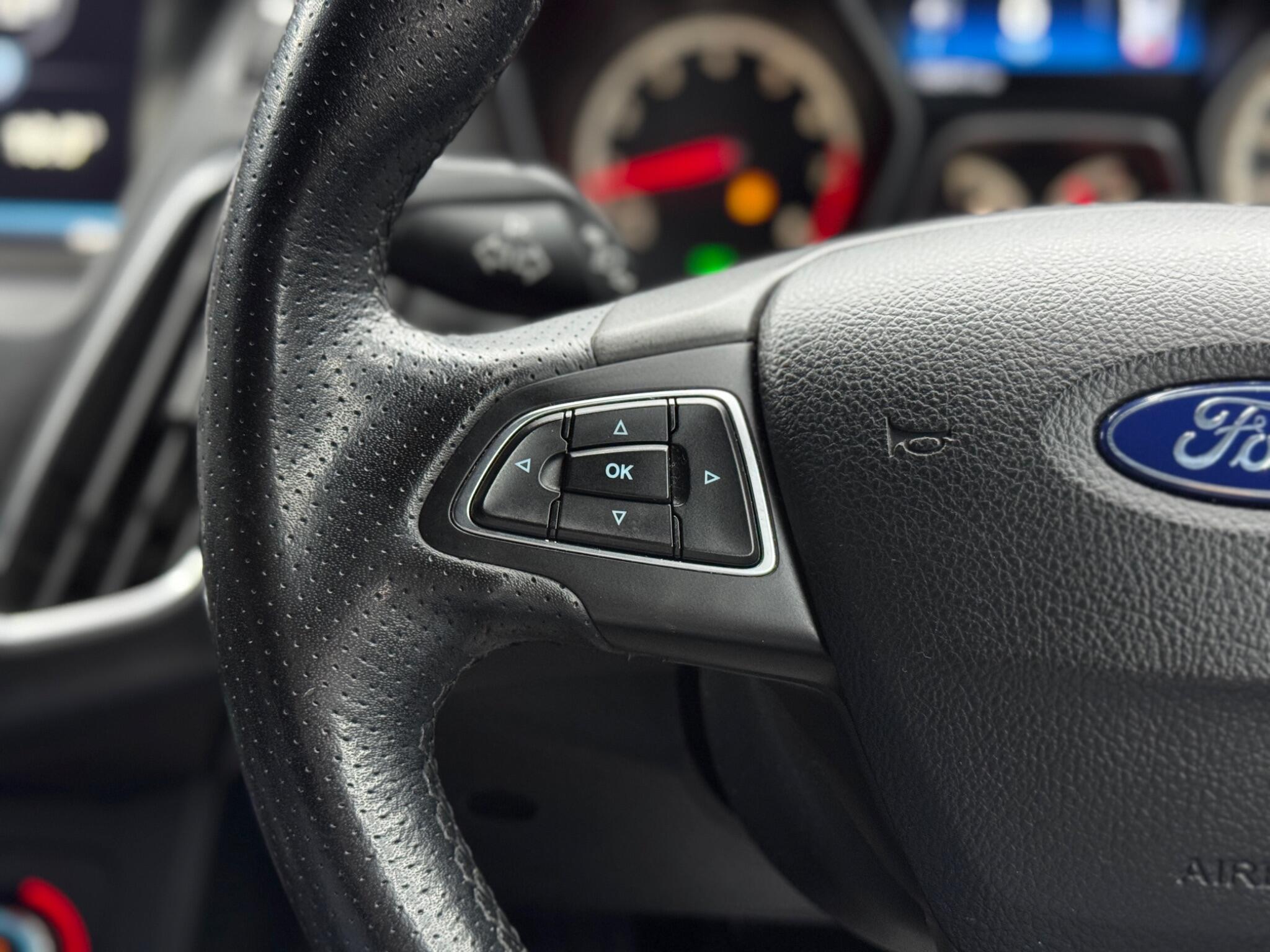 Ford Focus 2.0T EcoBoost ST-2 Euro 6 (s/s) 5dr 5dr Manual 2026