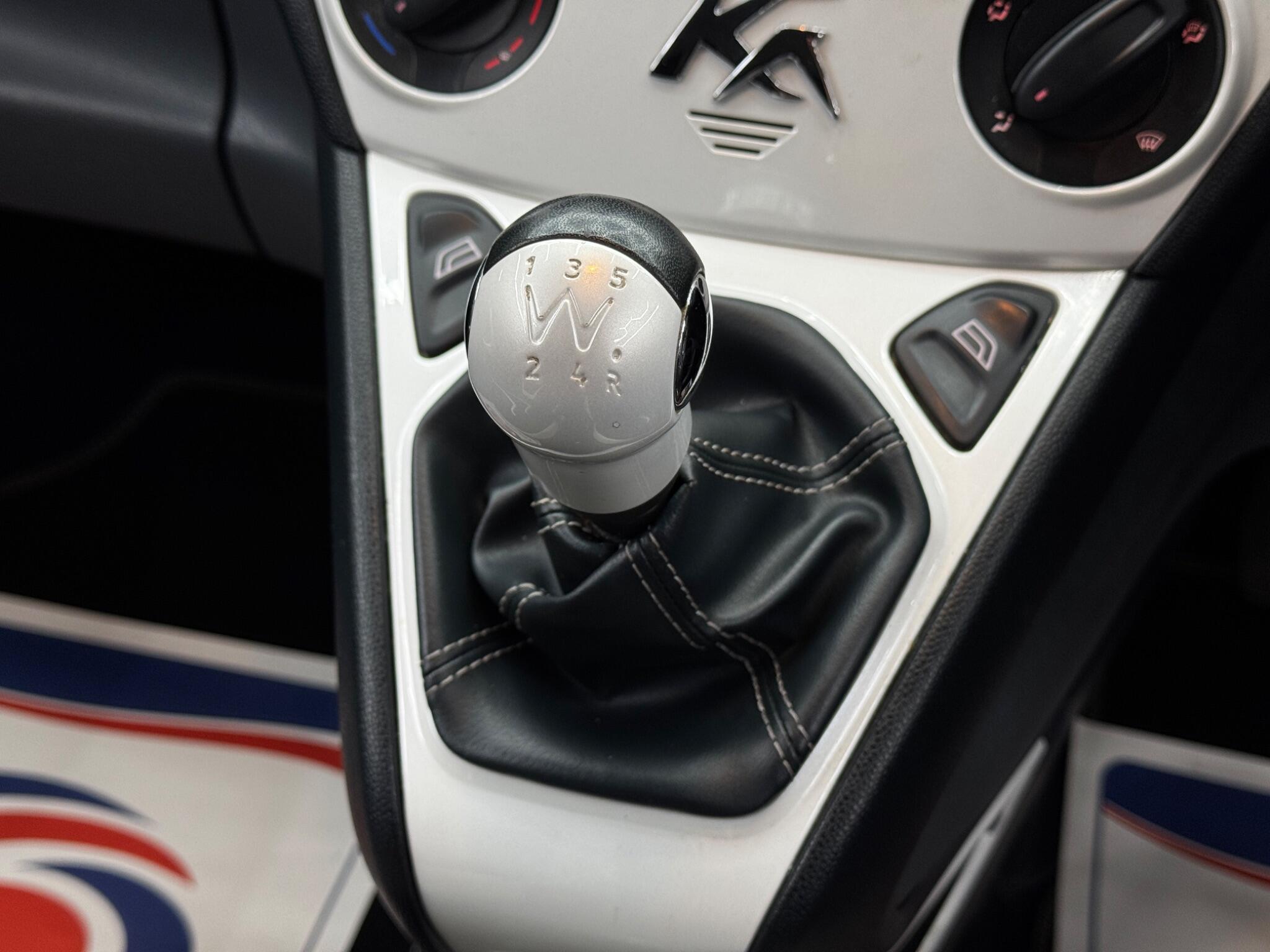 Ford Ka 1.2 Zetec Black Edition Euro 6 (s/s) 3dr 3dr Manual 2026