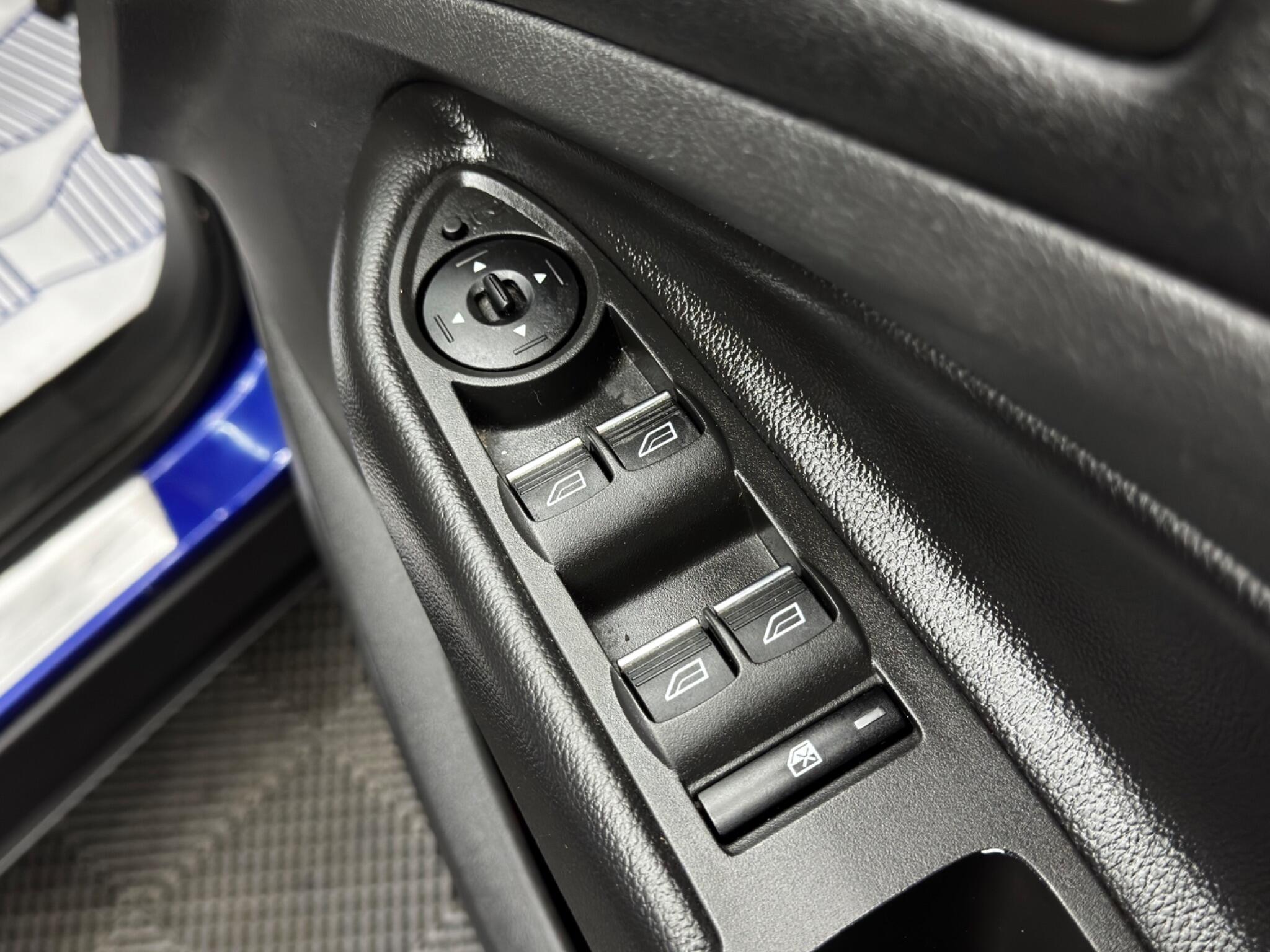 Ford Kuga 2.0 TDCi Titanium Euro 6 (s/s) 5dr 5dr Manual 2025