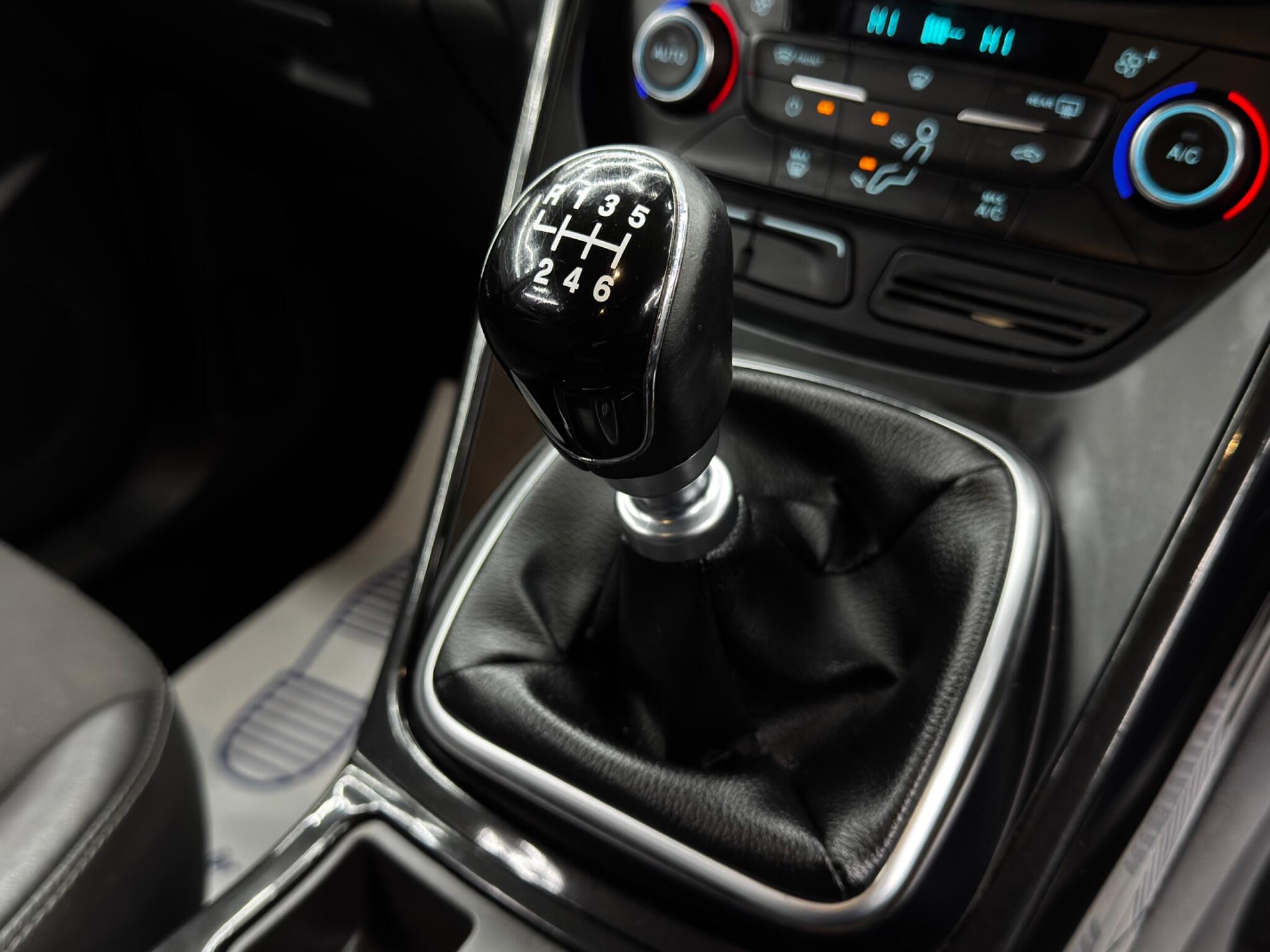 Ford Kuga 2.0 TDCi Titanium Euro 6 (s/s) 5dr 5dr Manual 2025