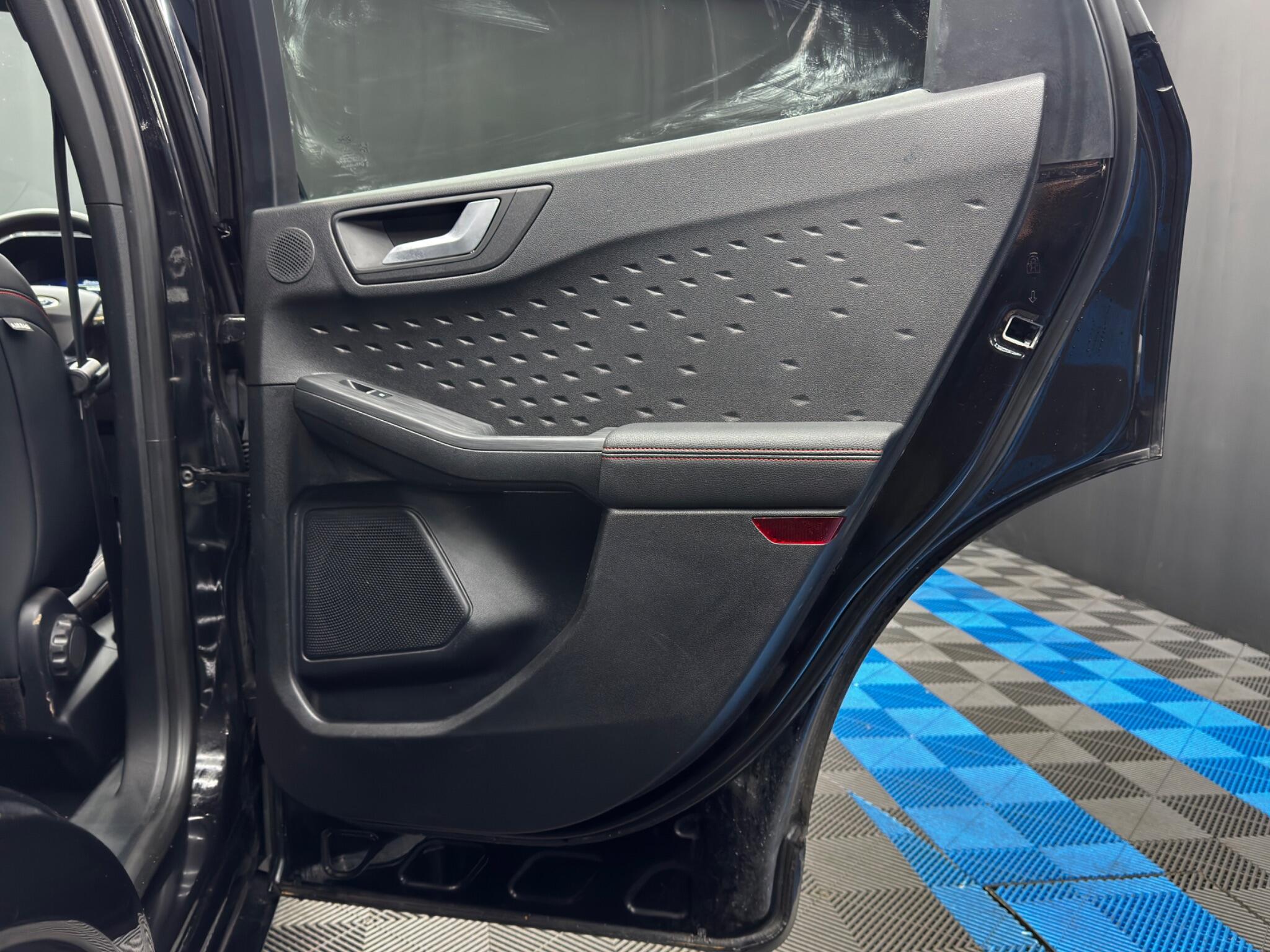 Ford Kuga 2.5 EcoBoost Duratec 14.4kWh ST-Line CVT Euro 6 (s/s) 5dr 5dr Automatic 2026