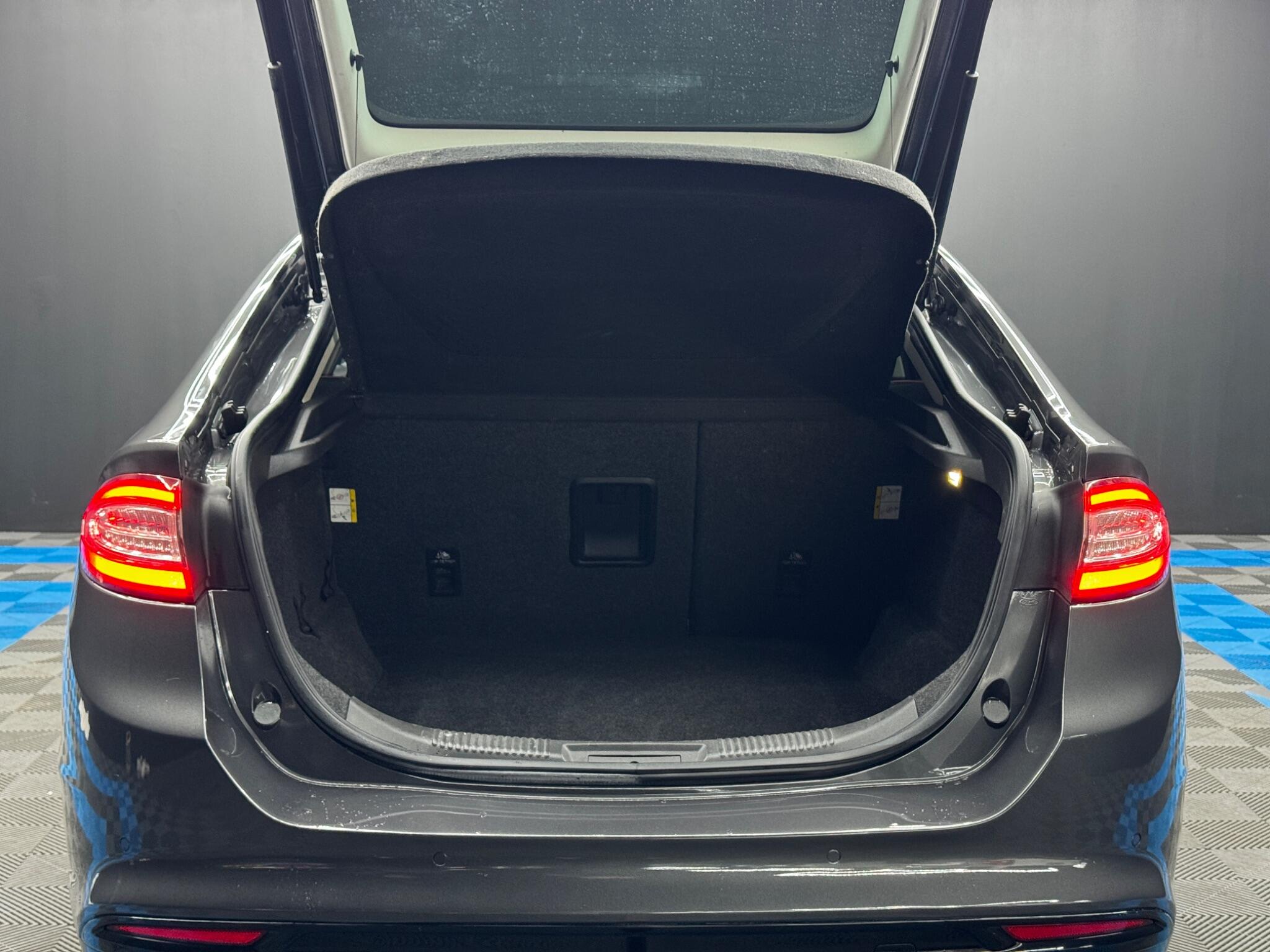 Ford Mondeo 2.0 TDCi Titanium Euro 6 (s/s) 5dr 5dr Manual 2026