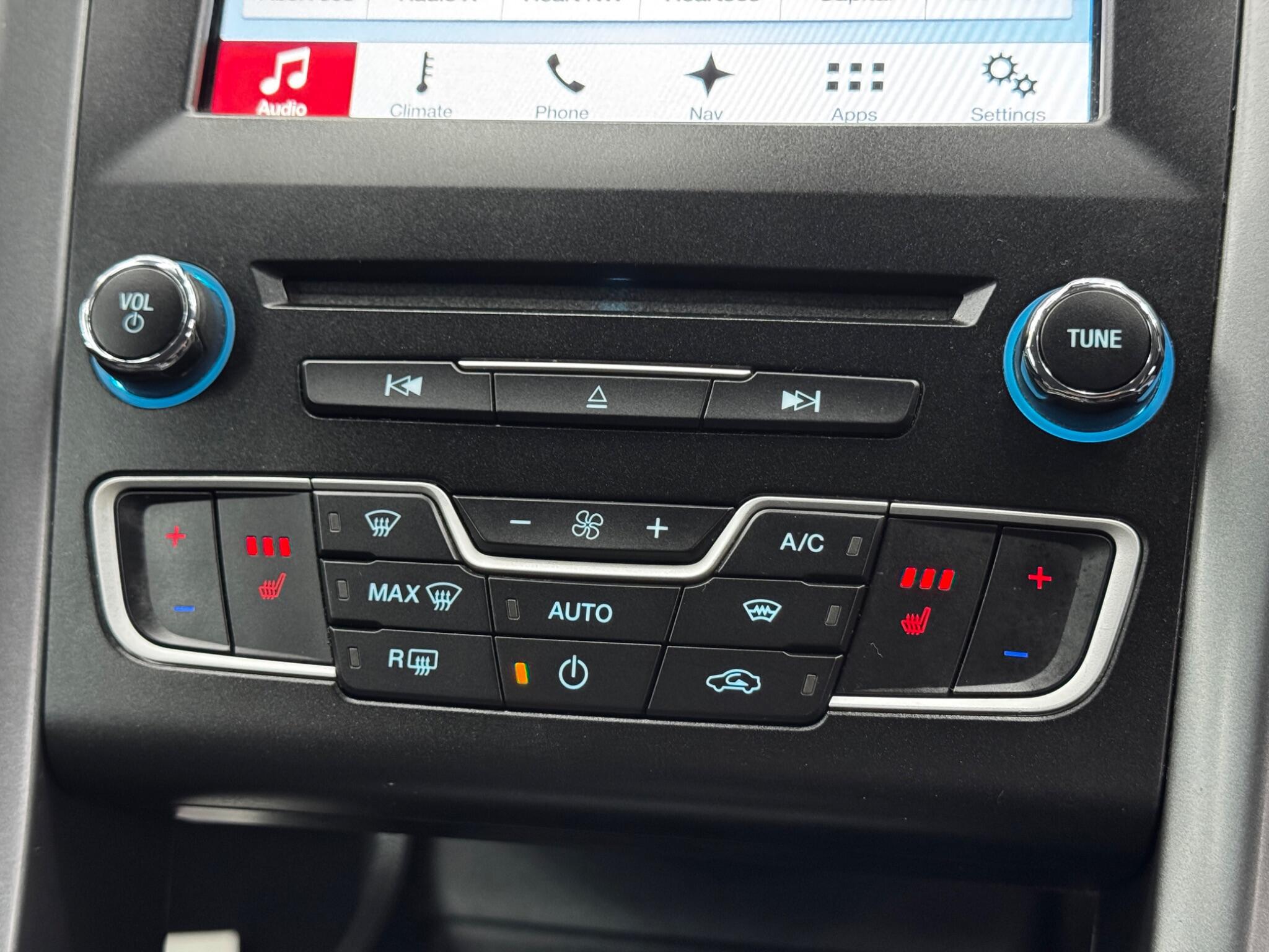 Ford Mondeo 2.0 TDCi Titanium Euro 6 (s/s) 5dr 5dr Manual 2026