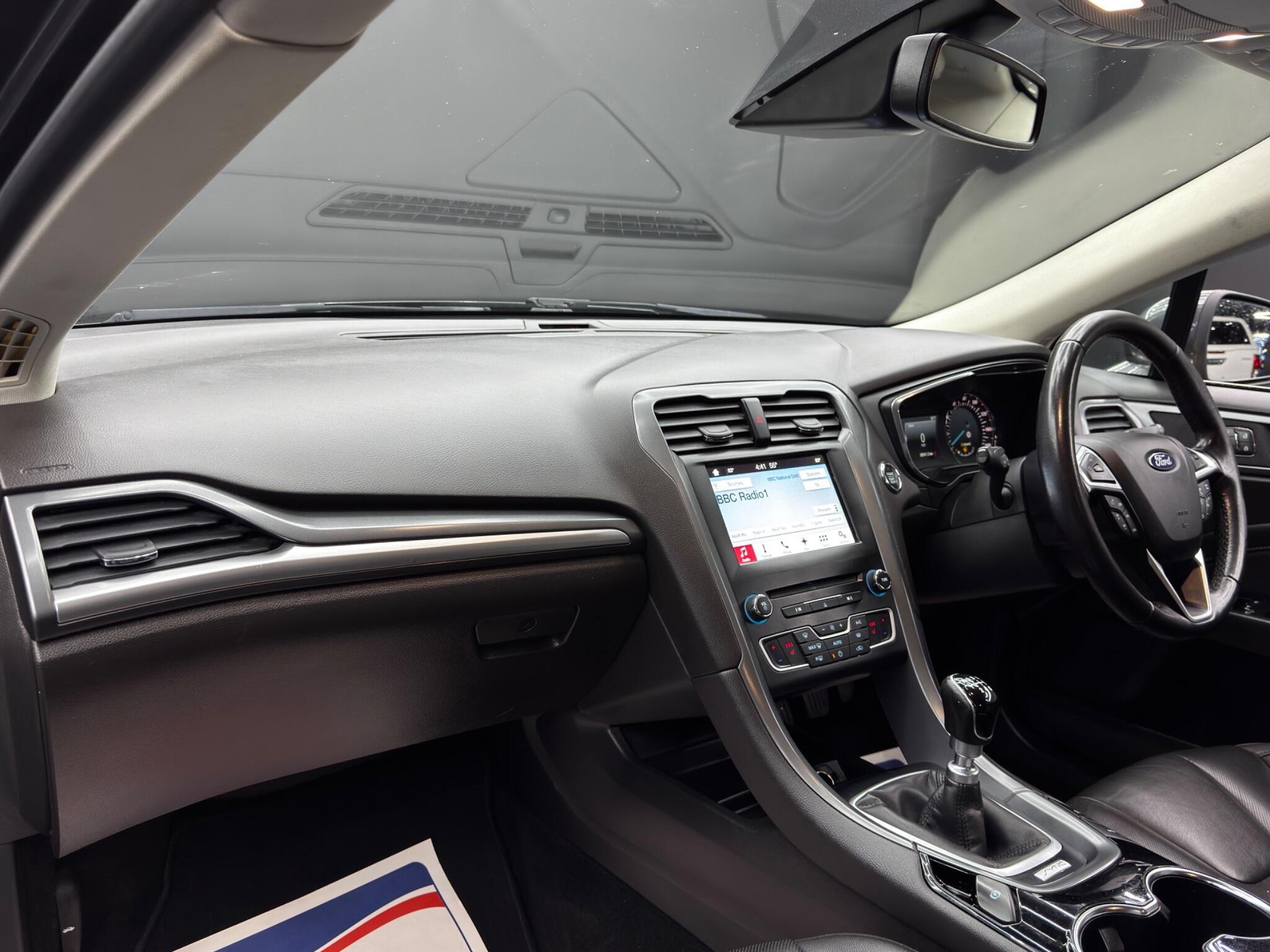 Ford Mondeo 2.0 TDCi Titanium Euro 6 (s/s) 5dr 5dr Manual 2026