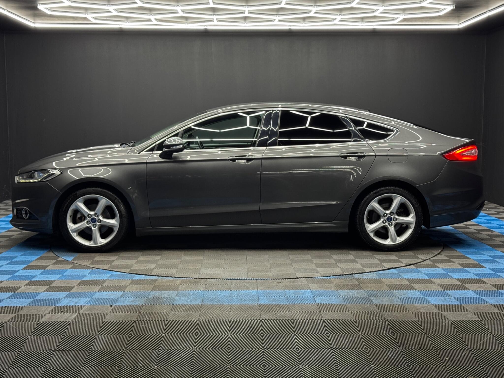 Ford Mondeo 2.0 TDCi Titanium Euro 6 (s/s) 5dr 5dr Manual 2026