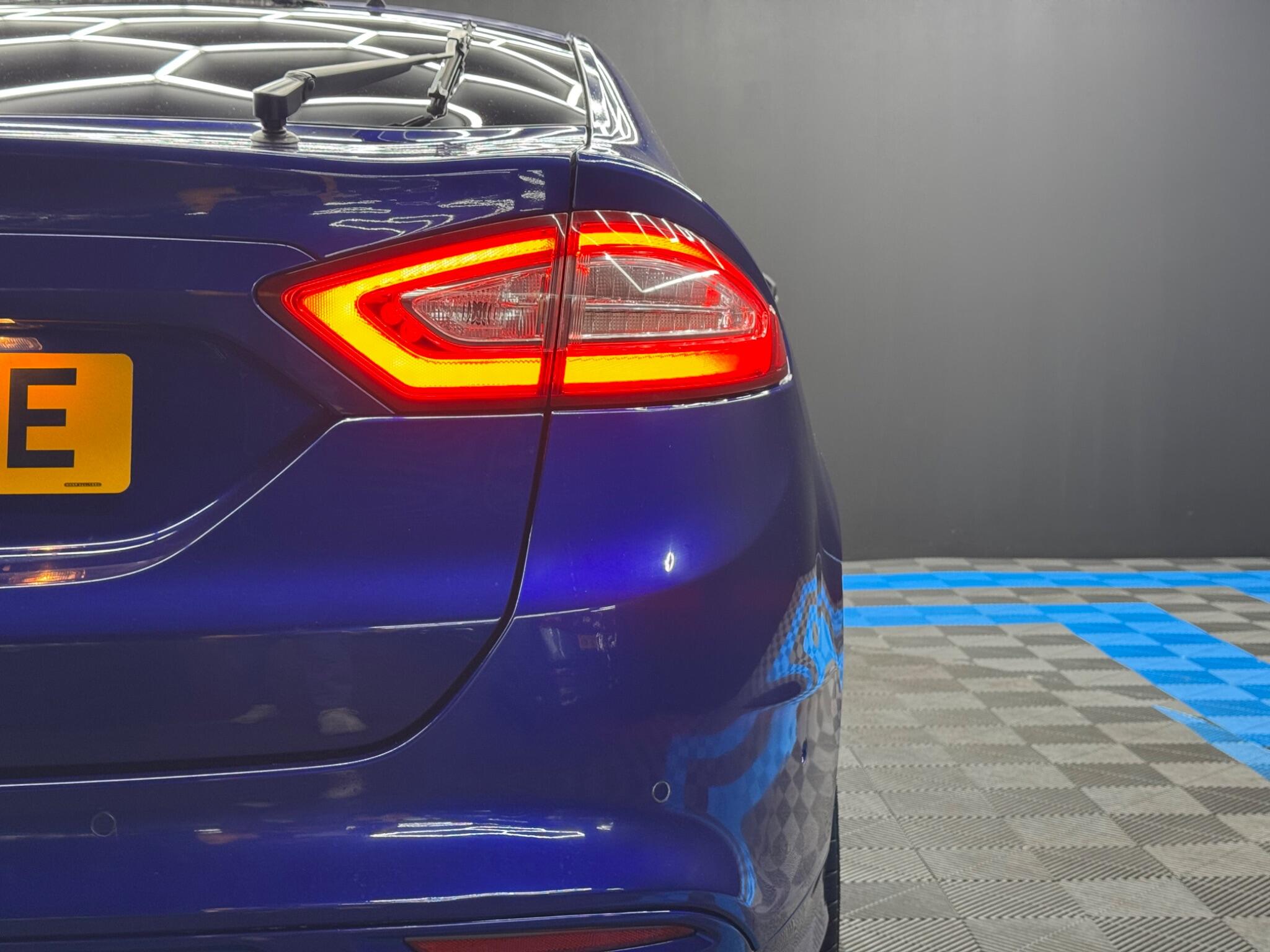 Ford Mondeo 2.0 TDCi Titanium Powershift Euro 6 (s/s) 5dr 5dr Automatic 2025