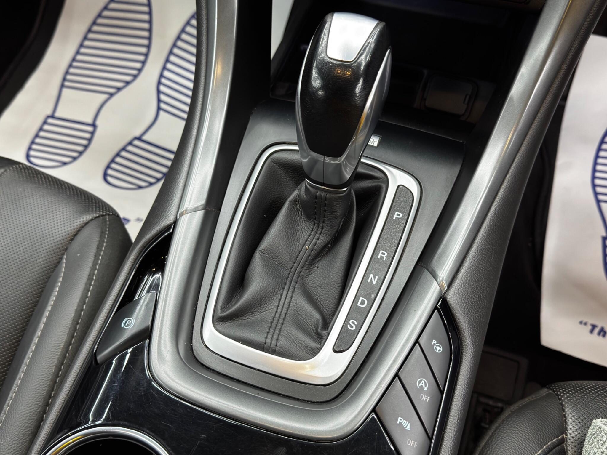 Ford Mondeo 2.0 TDCi Titanium Powershift Euro 6 (s/s) 5dr 5dr Automatic 2025