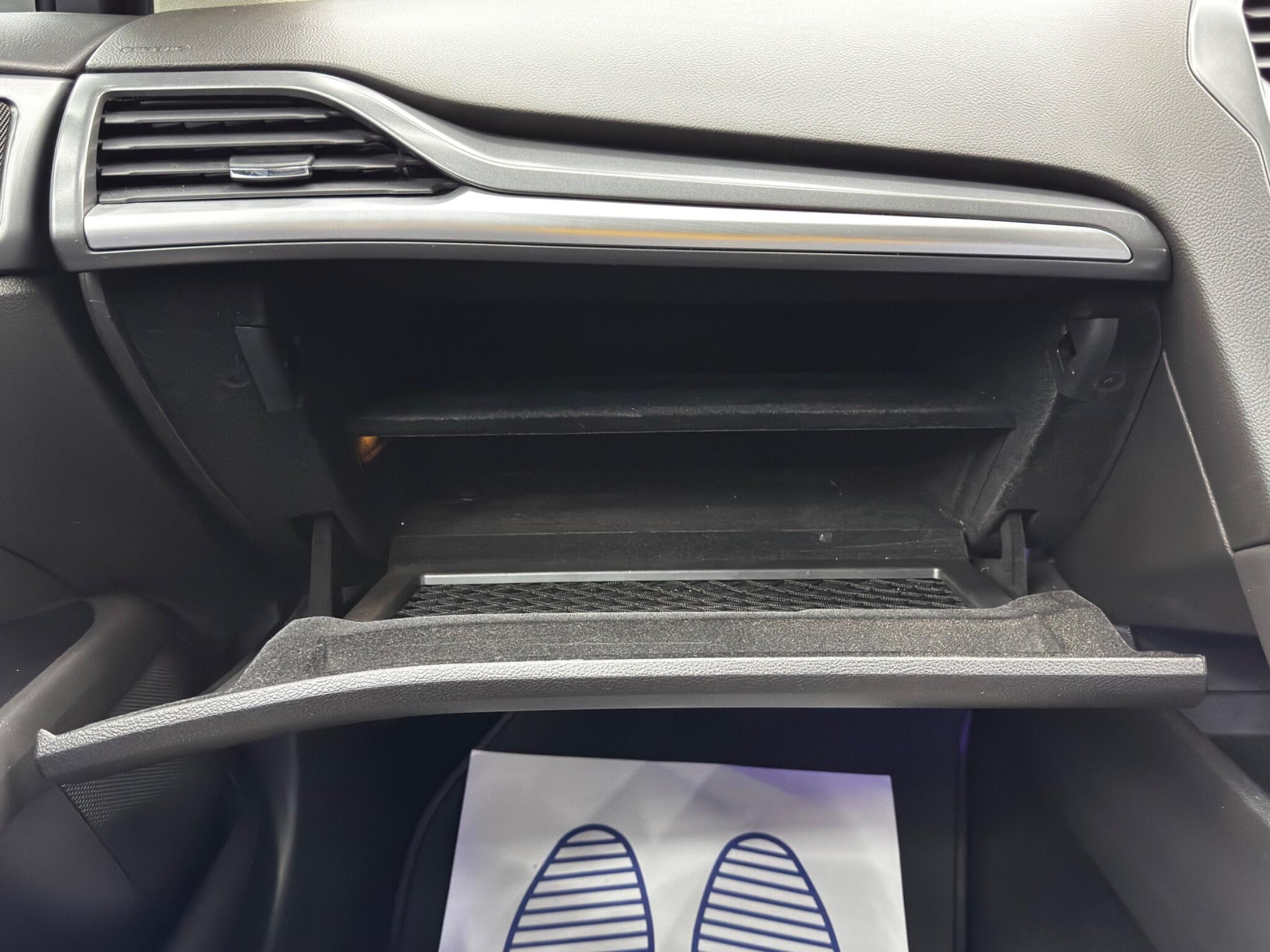 Ford Mondeo 2.0 TDCi Titanium Powershift Euro 6 (s/s) 5dr 5dr Automatic 2025