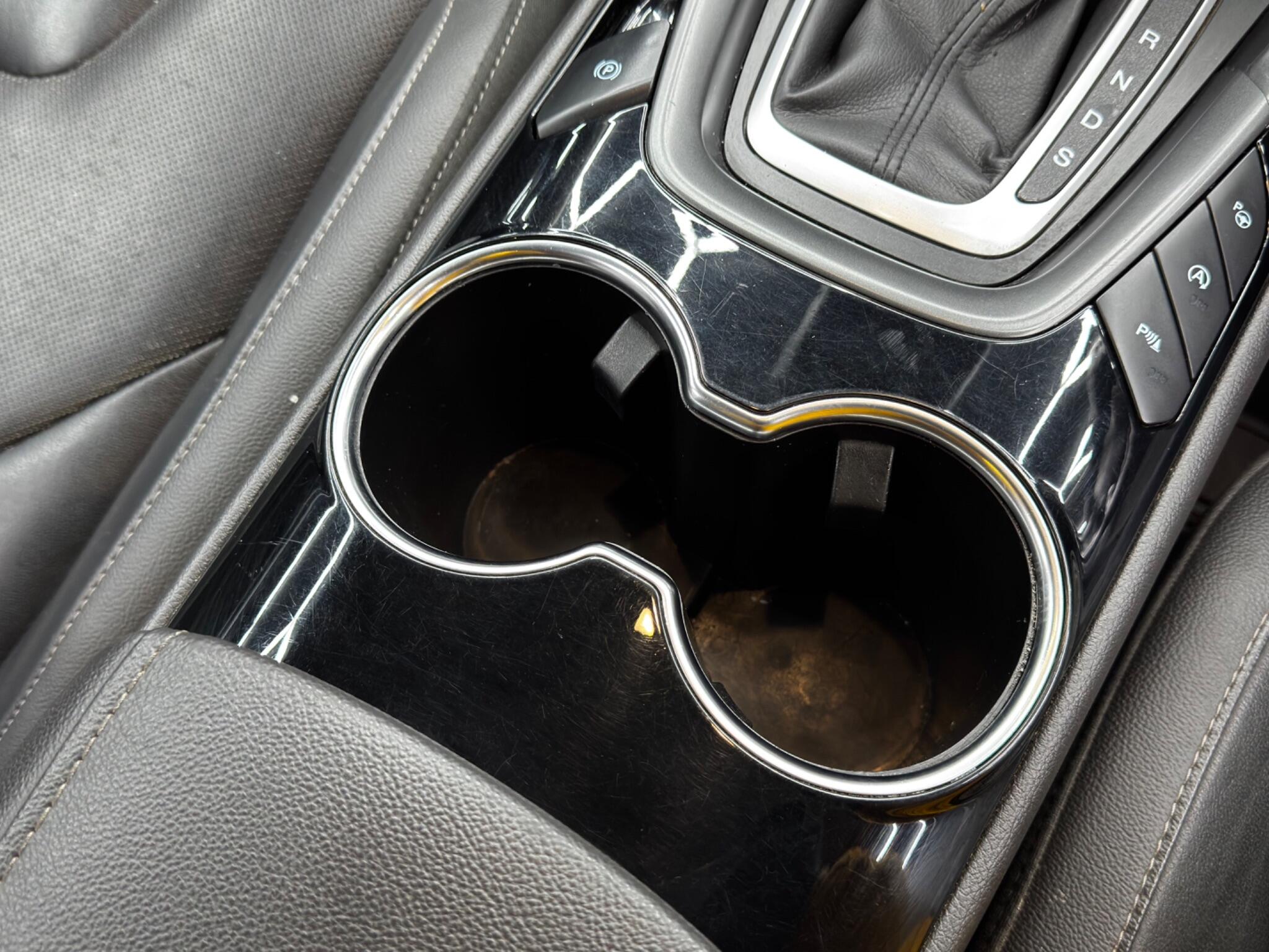 Ford Mondeo 2.0 TDCi Titanium Powershift Euro 6 (s/s) 5dr 5dr Automatic 2025