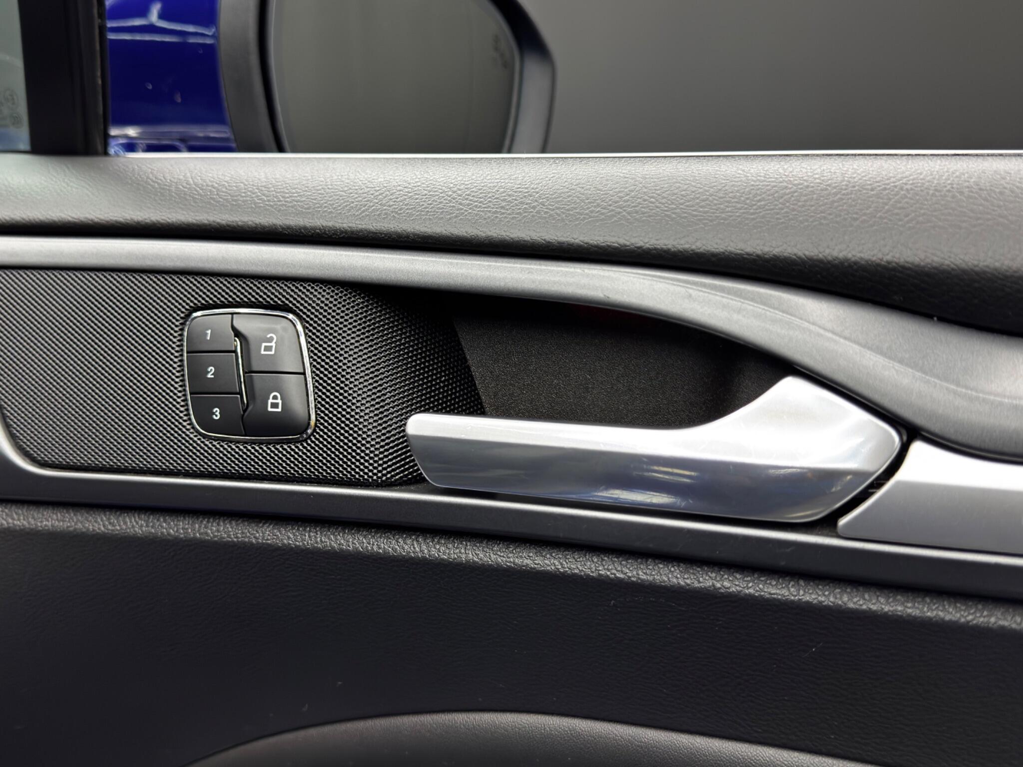 Ford Mondeo 2.0 TDCi Titanium Powershift Euro 6 (s/s) 5dr 5dr Automatic 2025