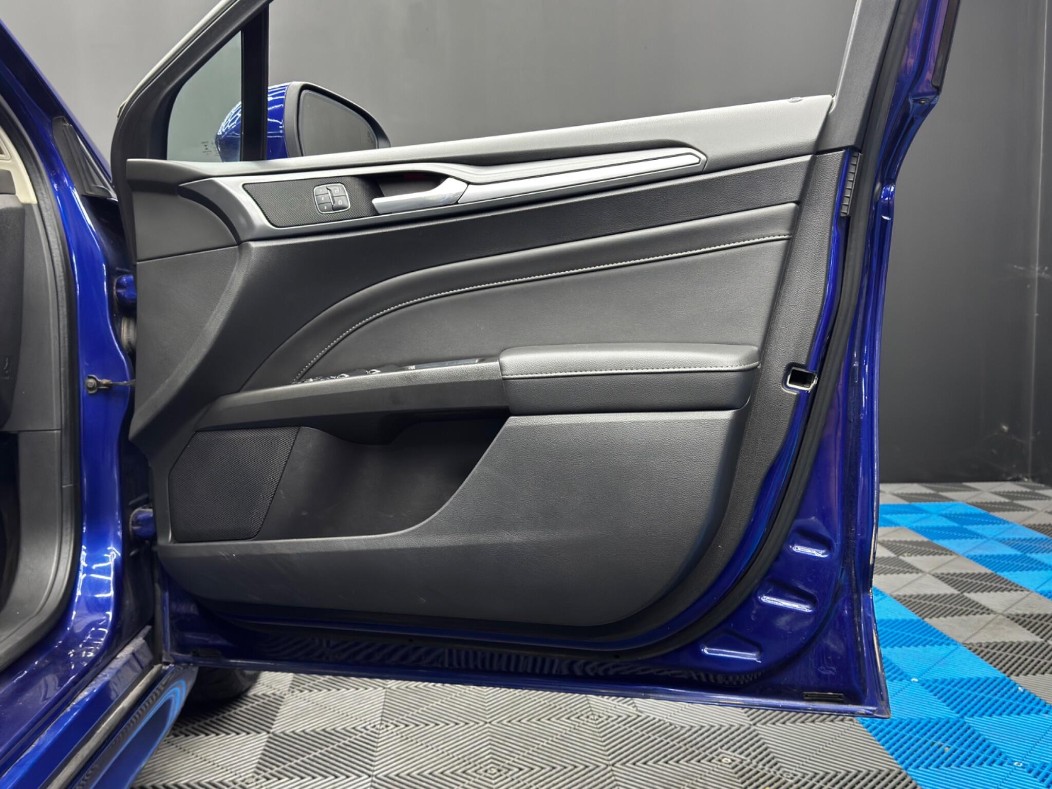 Ford Mondeo 2.0 TDCi Titanium Powershift Euro 6 (s/s) 5dr 5dr Automatic 2025