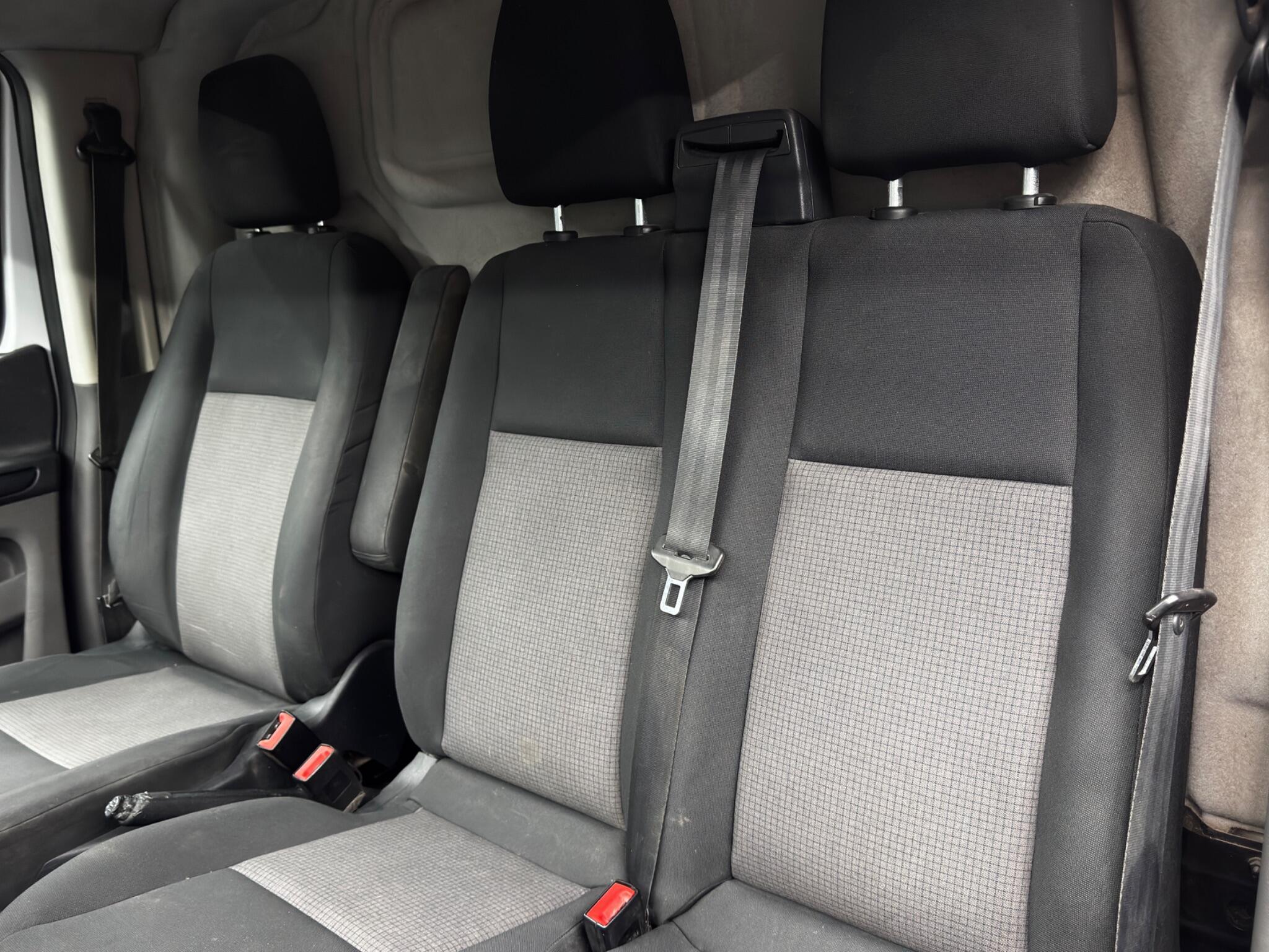 Ford Transit Custom 2.0 300 EcoBlue L2 H1 Euro 6 5dr 5dr Manual 2025