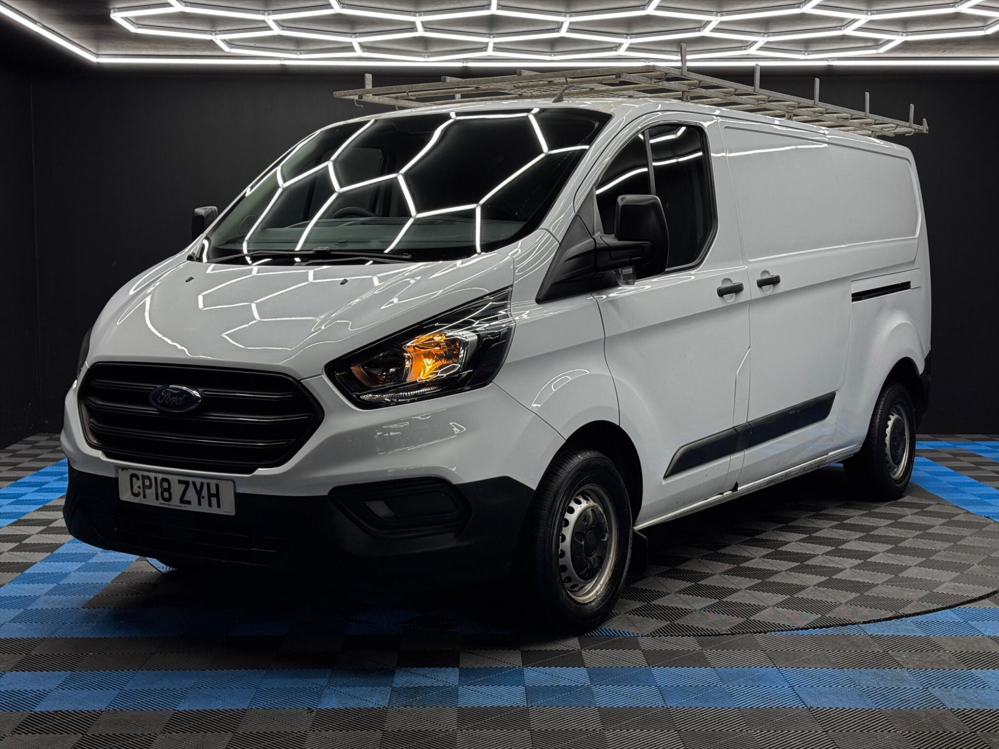 Ford Transit Custom 2.0 300 EcoBlue L2 H1 Euro 6 5dr 5dr Manual 2025